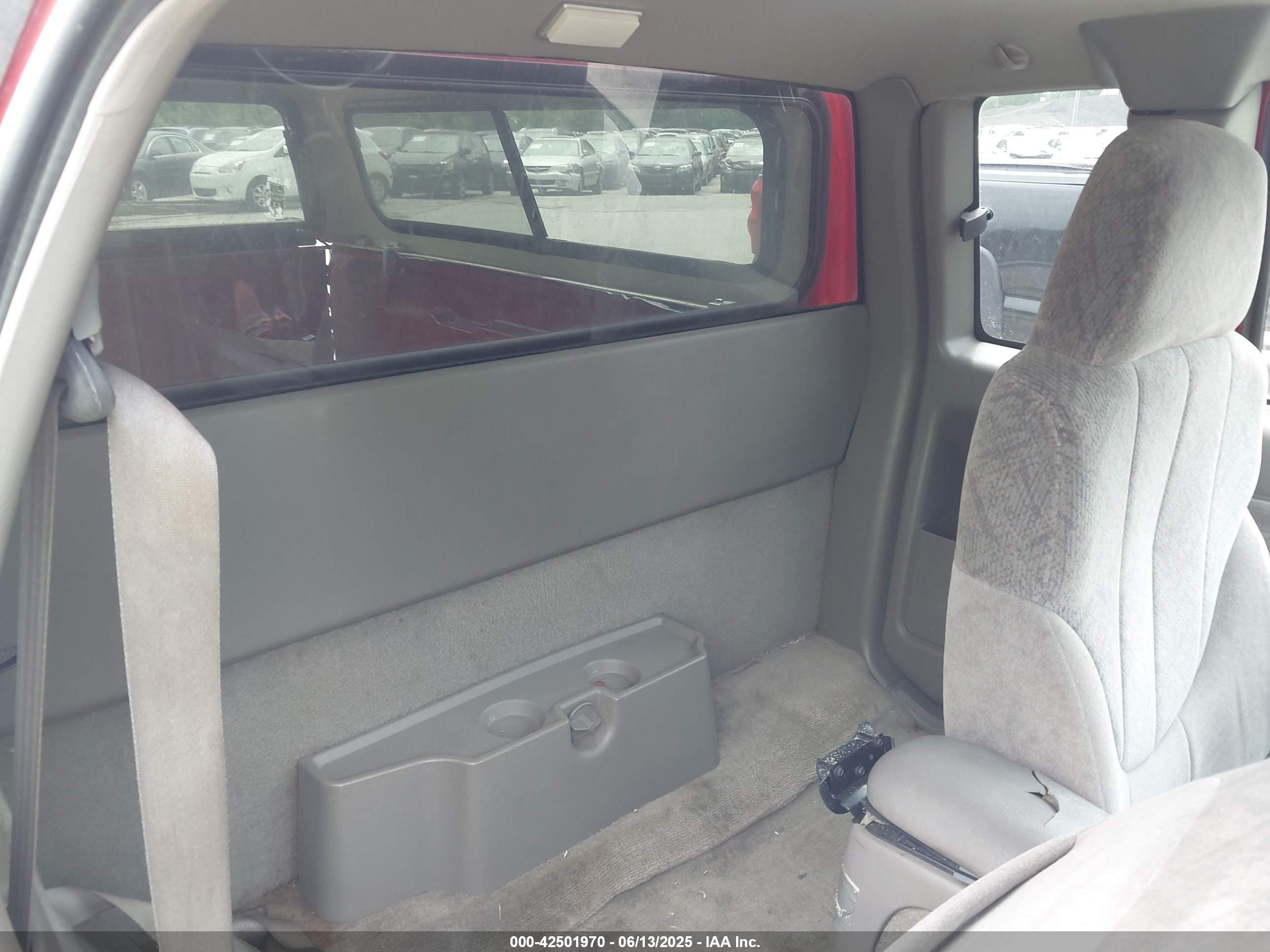 GMC SONOMA image 8