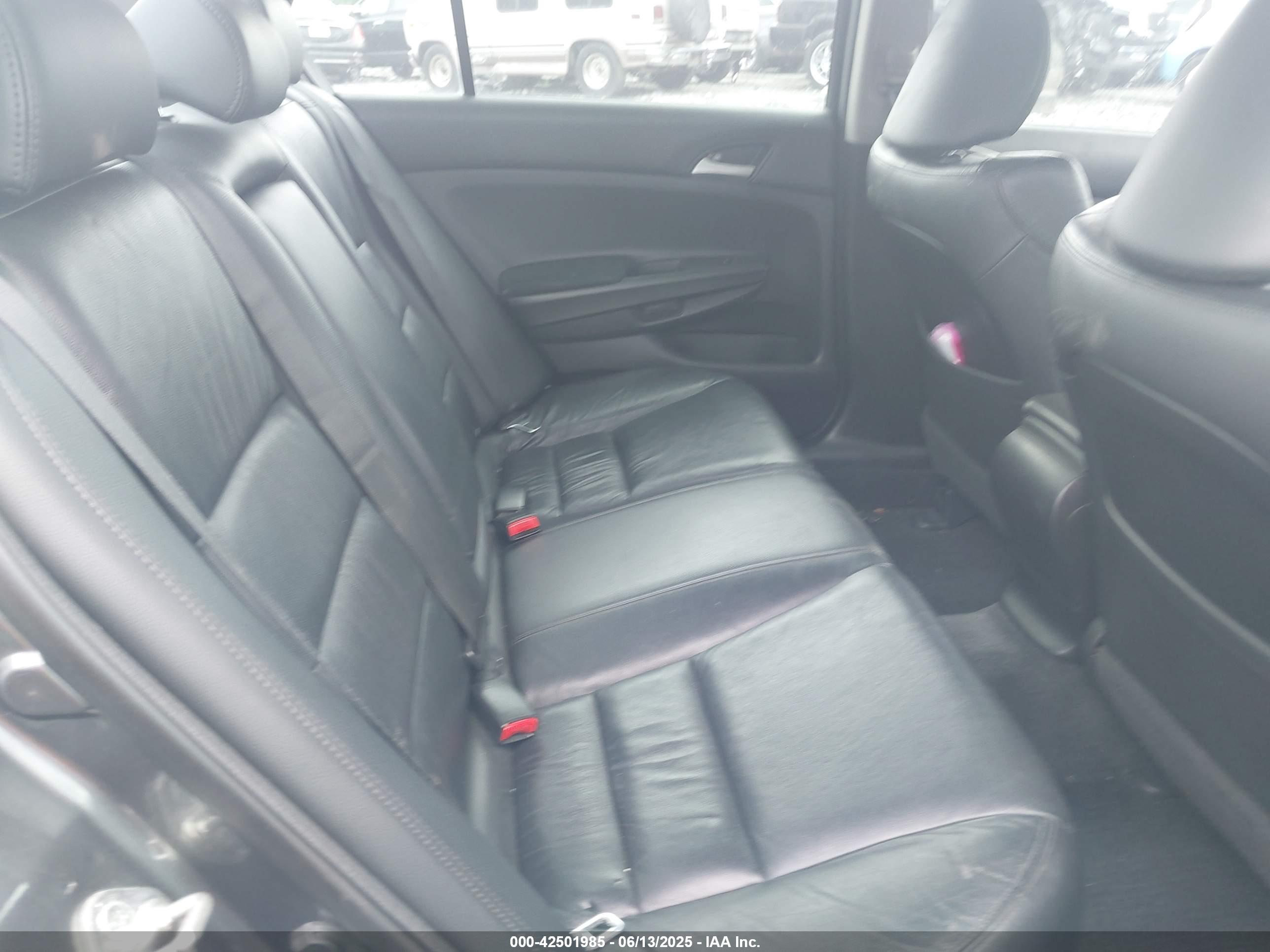 HONDA ACCORD image 8