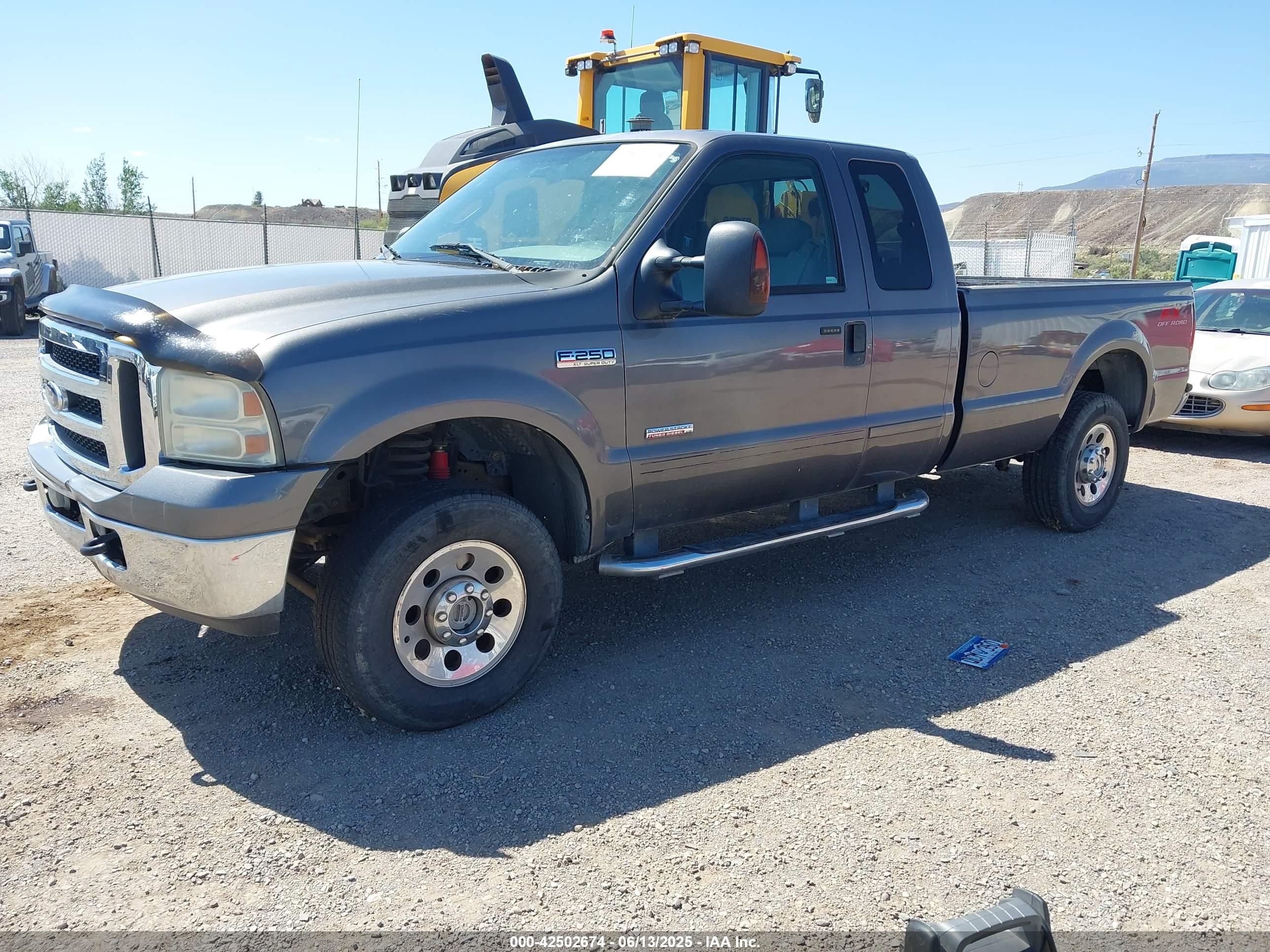 FORD F-250 image 2