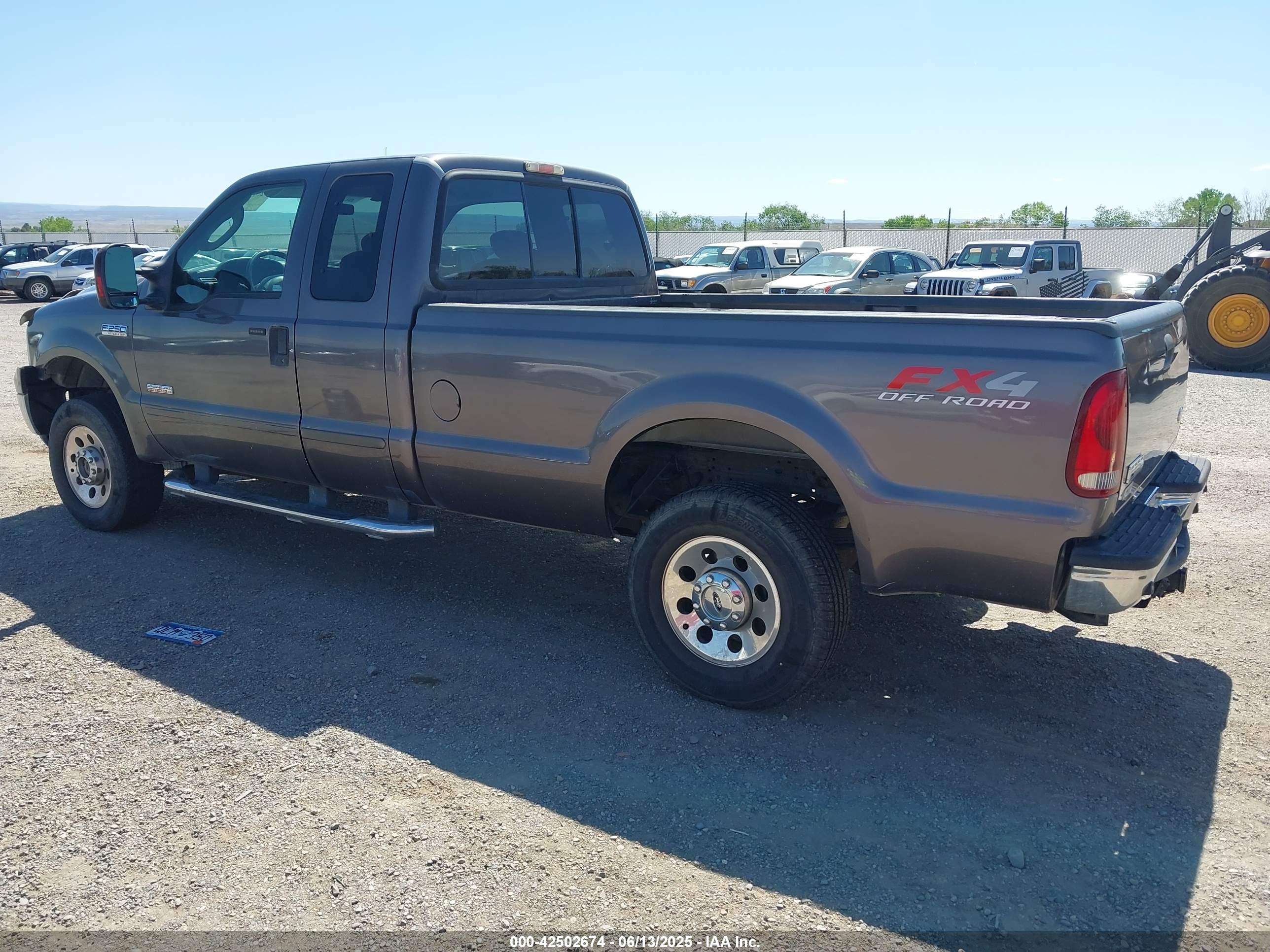 FORD F-250 image 3