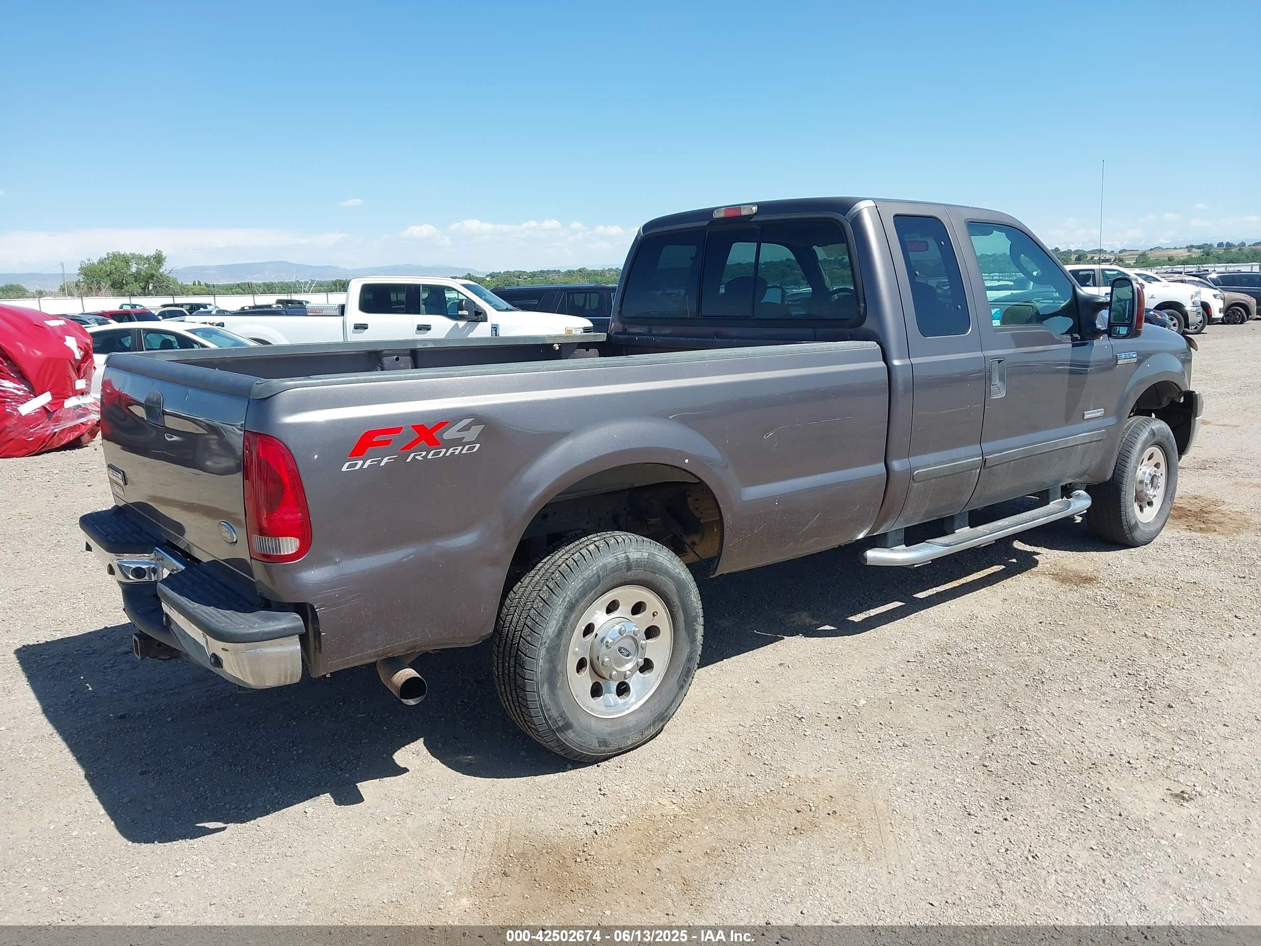 FORD F-250 image 4