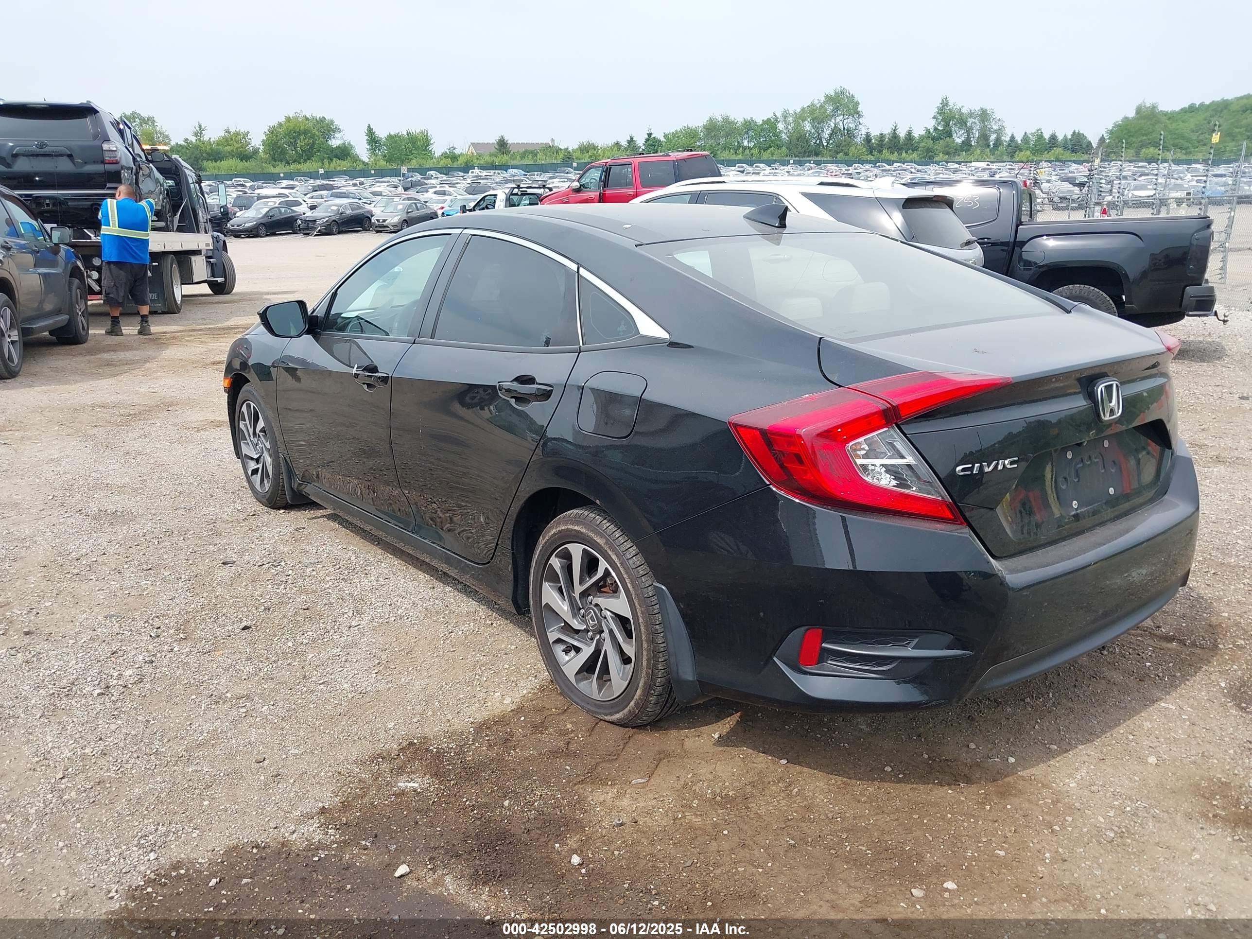 HONDA CIVIC image 3