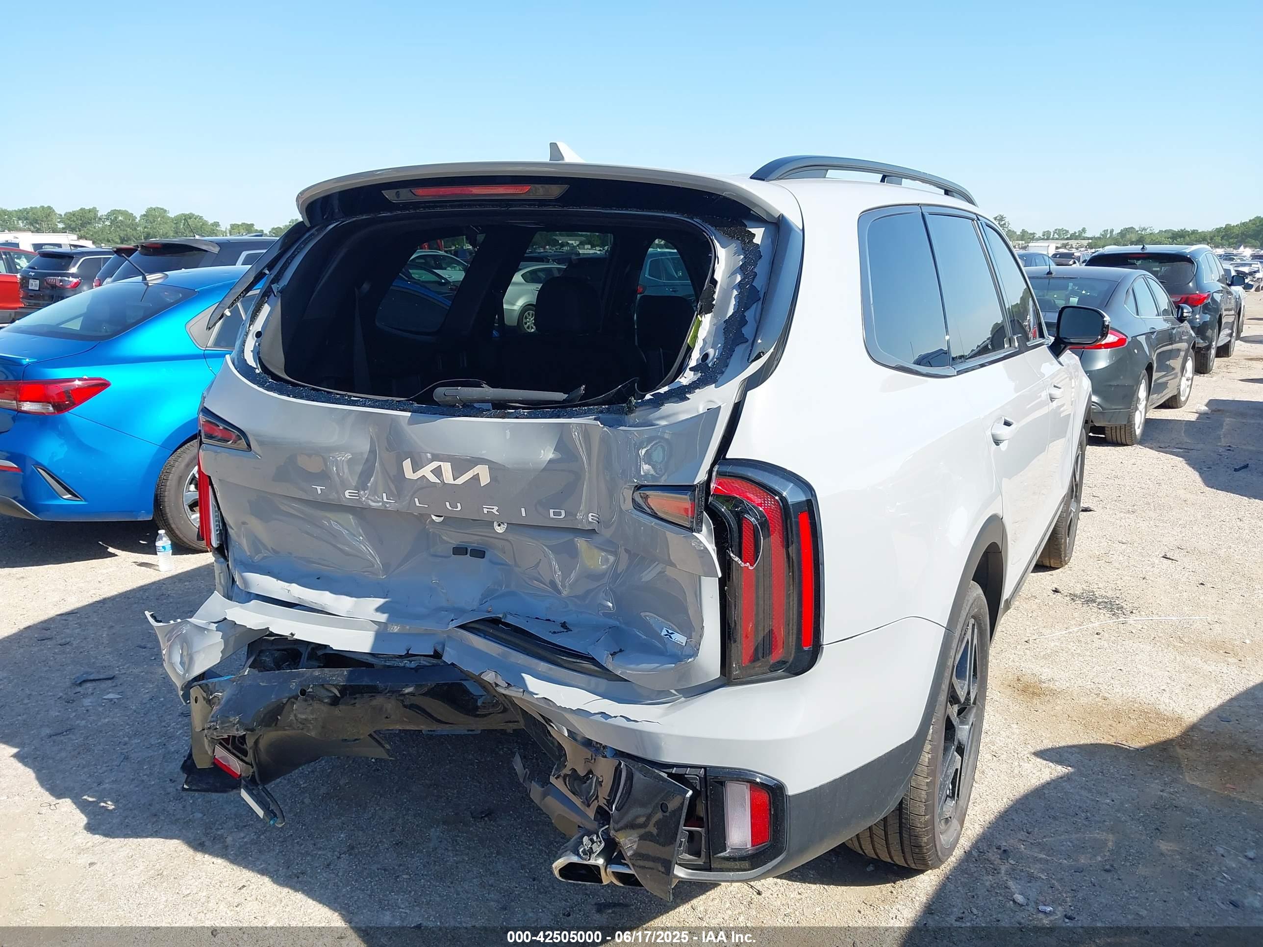 KIA TELLURIDE image 4