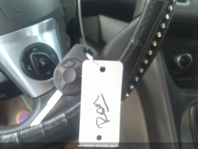 FORD ESCAPE image 11