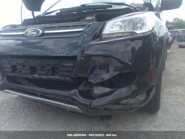 FORD ESCAPE image 6