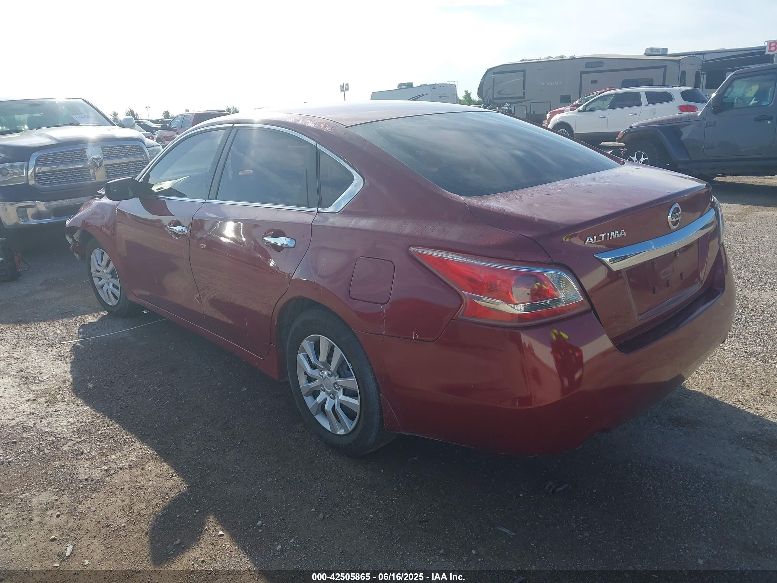 NISSAN ALTIMA image 3
