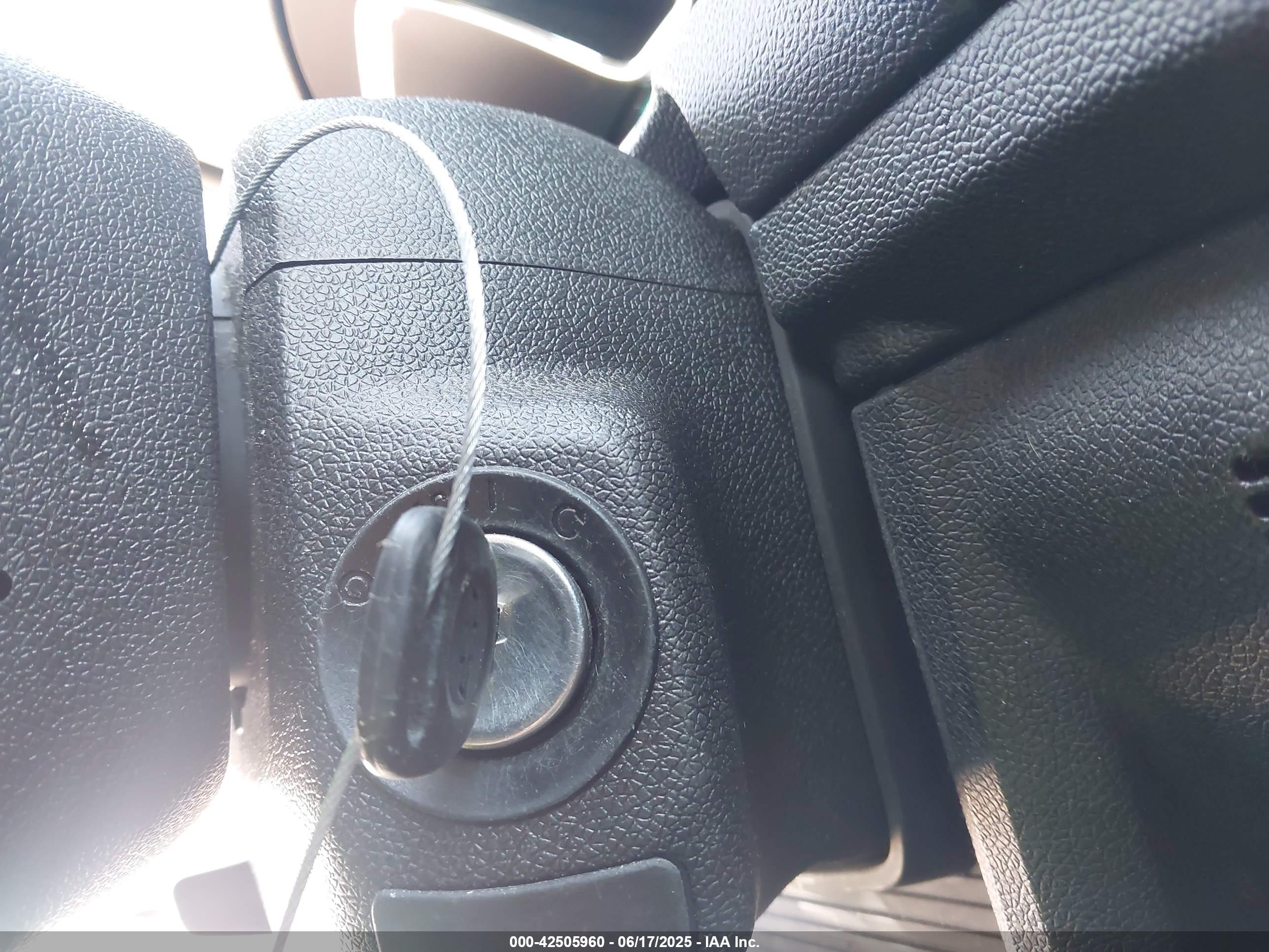 CHEVROLET TRAVERSE image 11