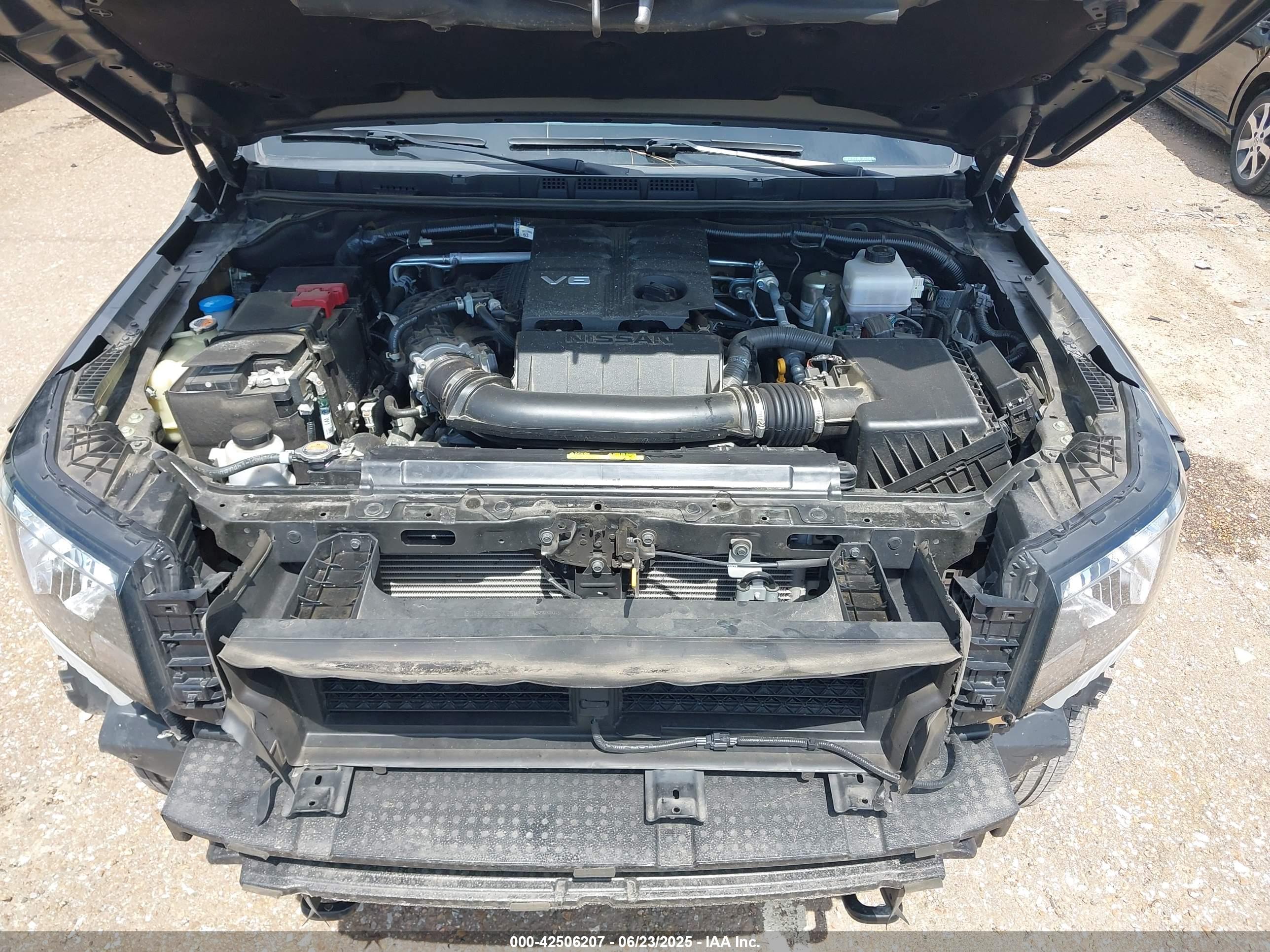 NISSAN FRONTIER image 10