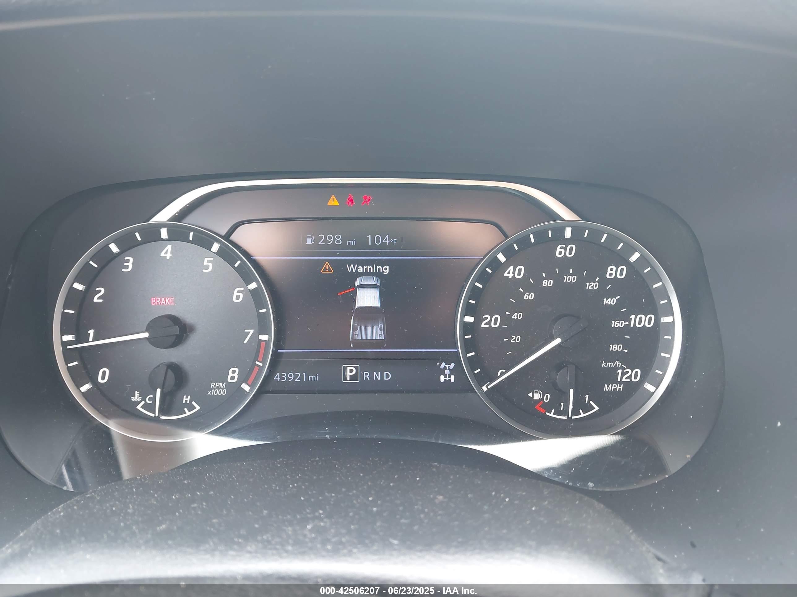 NISSAN FRONTIER image 7
