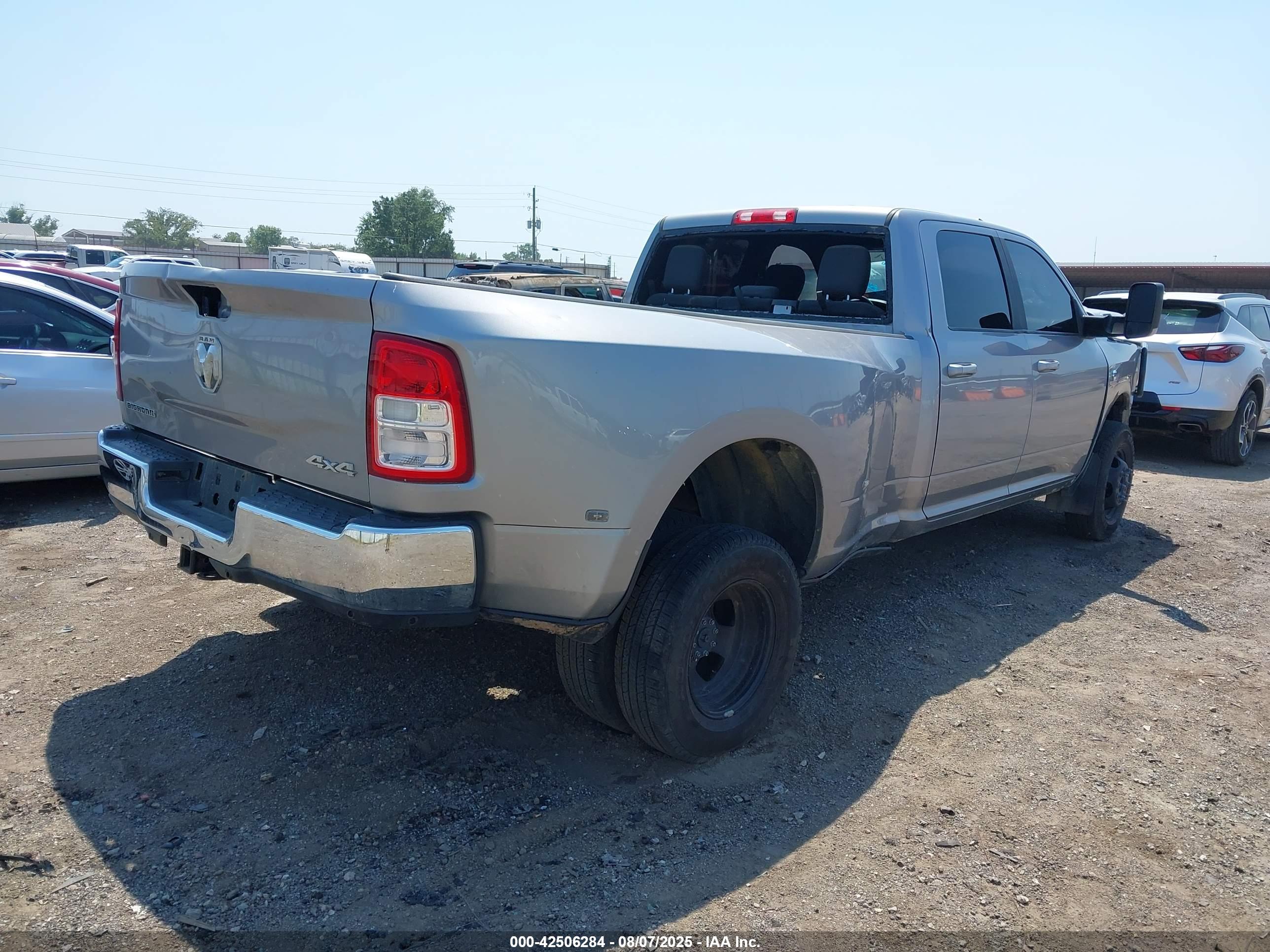 RAM 3500 image 4