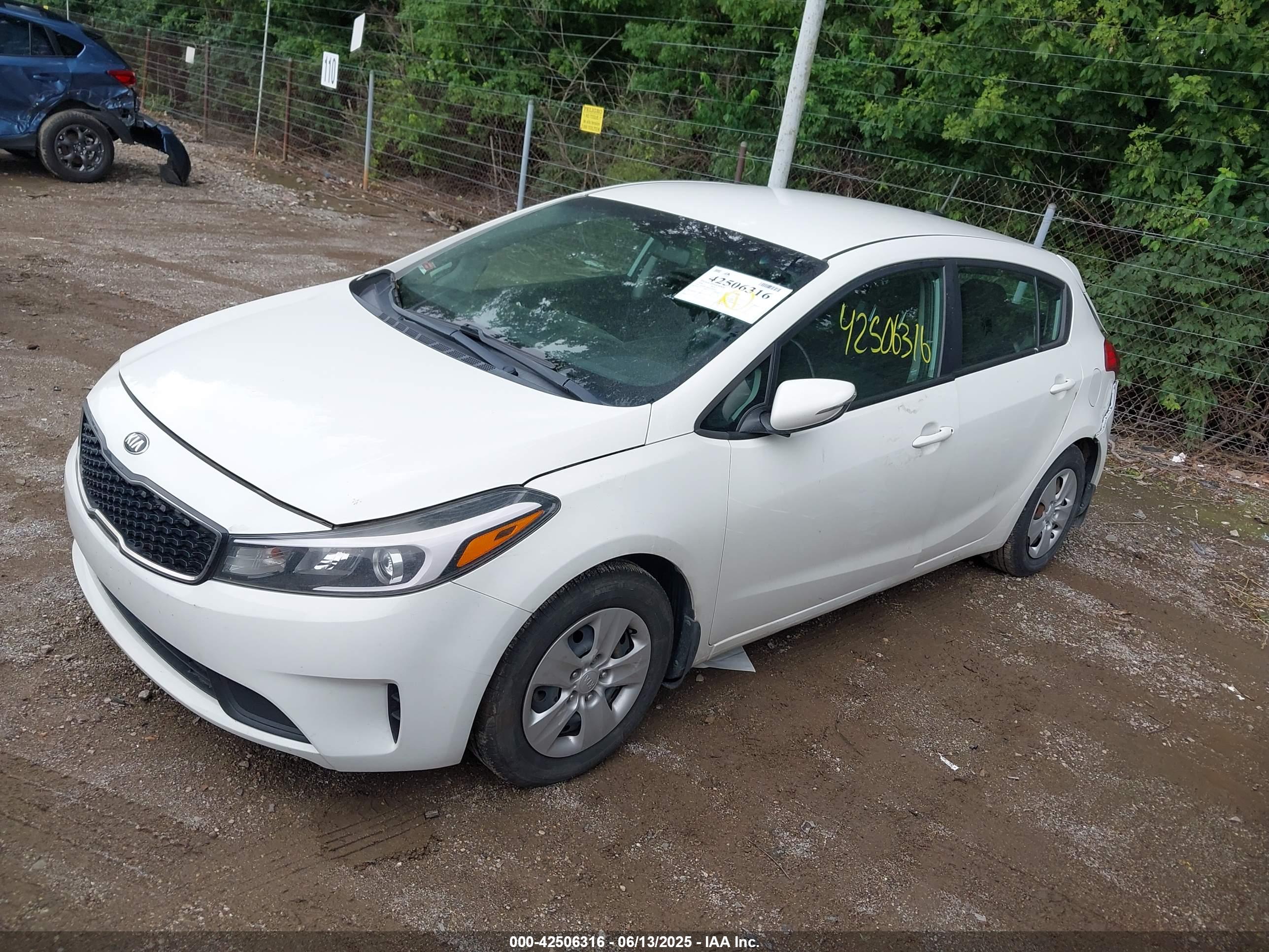 KIA FORTE image 2