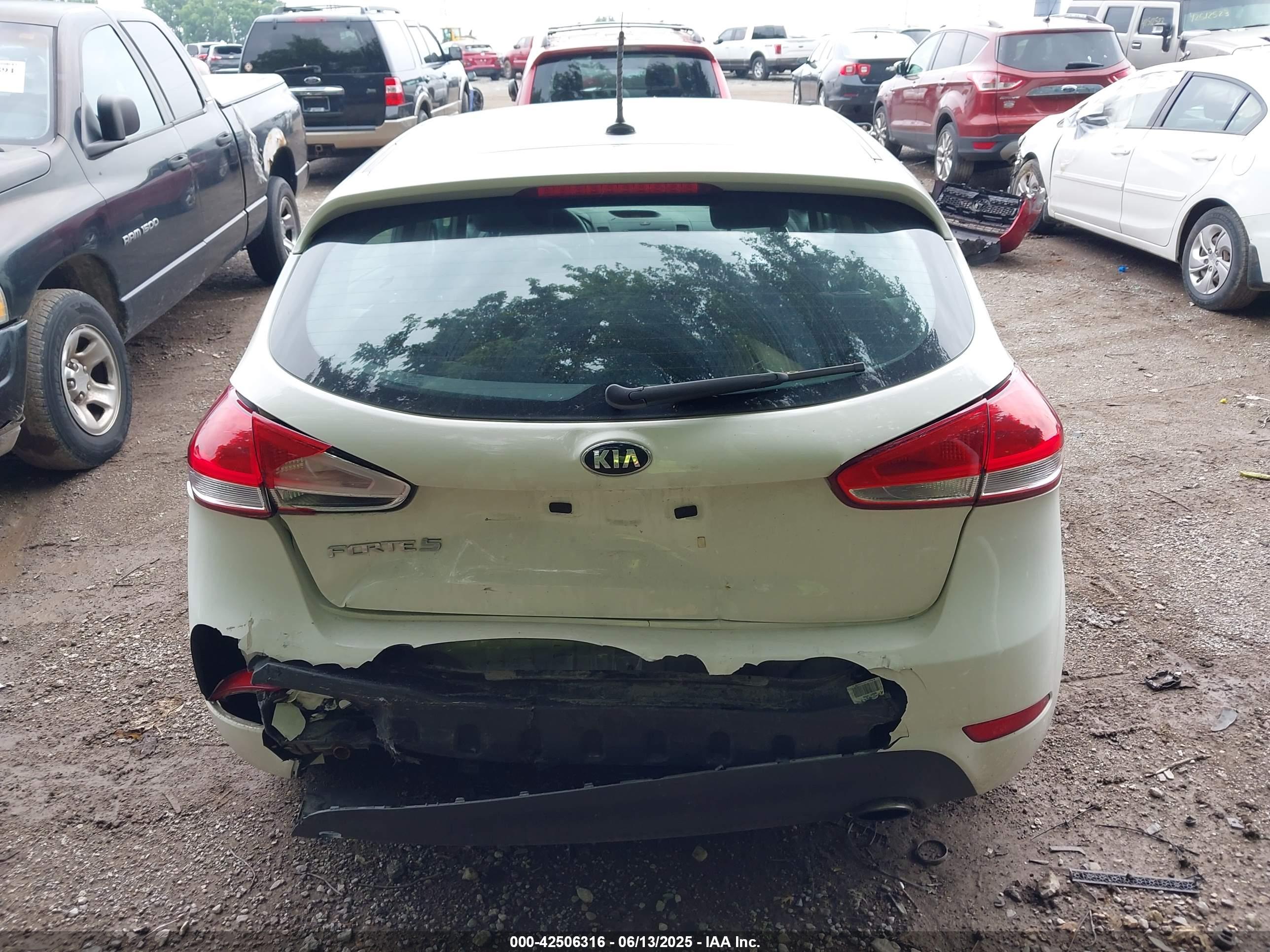 KIA FORTE image 6