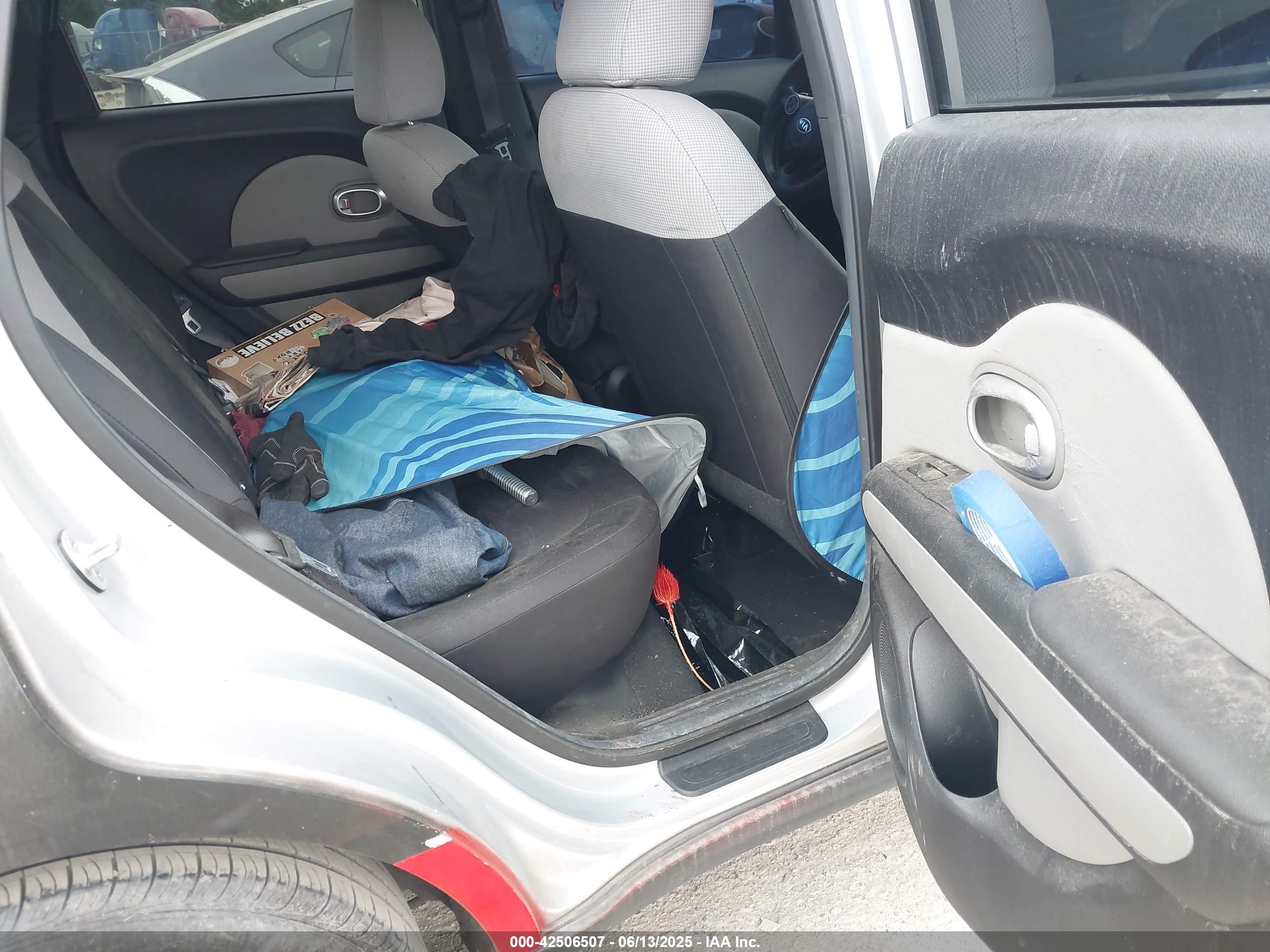 KIA SOUL image 8