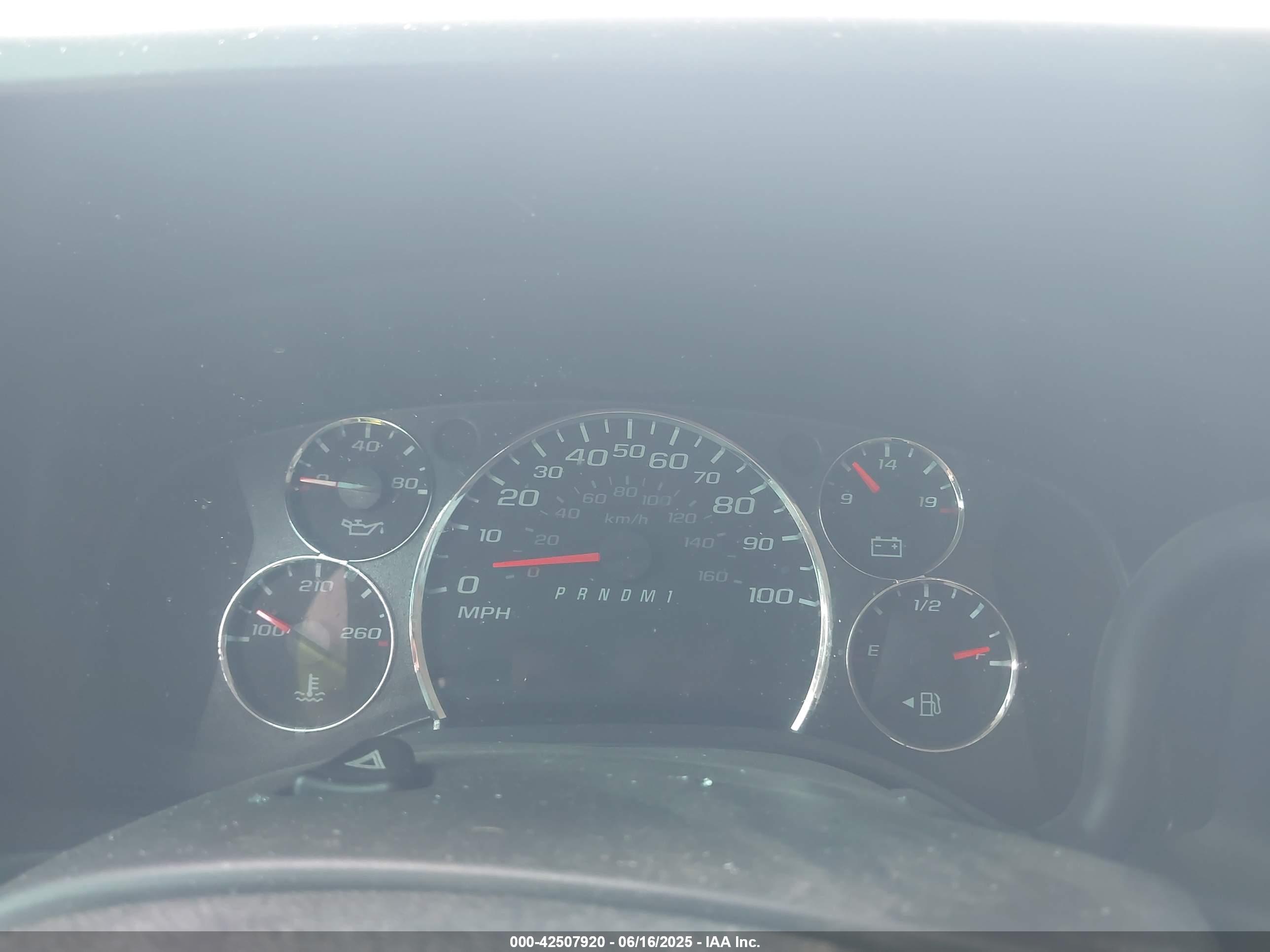 CHEVROLET EXPRESS image 7