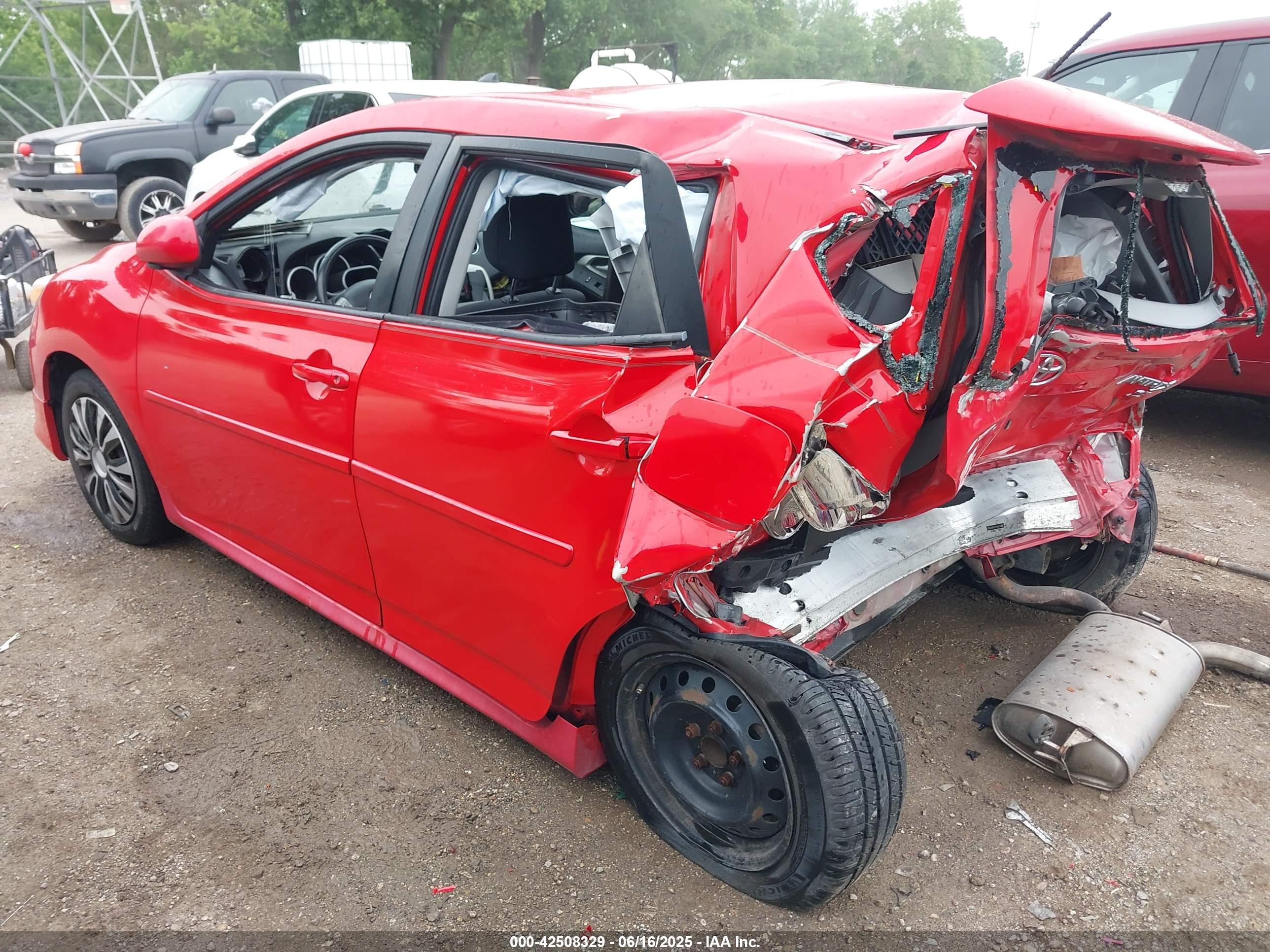 TOYOTA MATRIX image 3