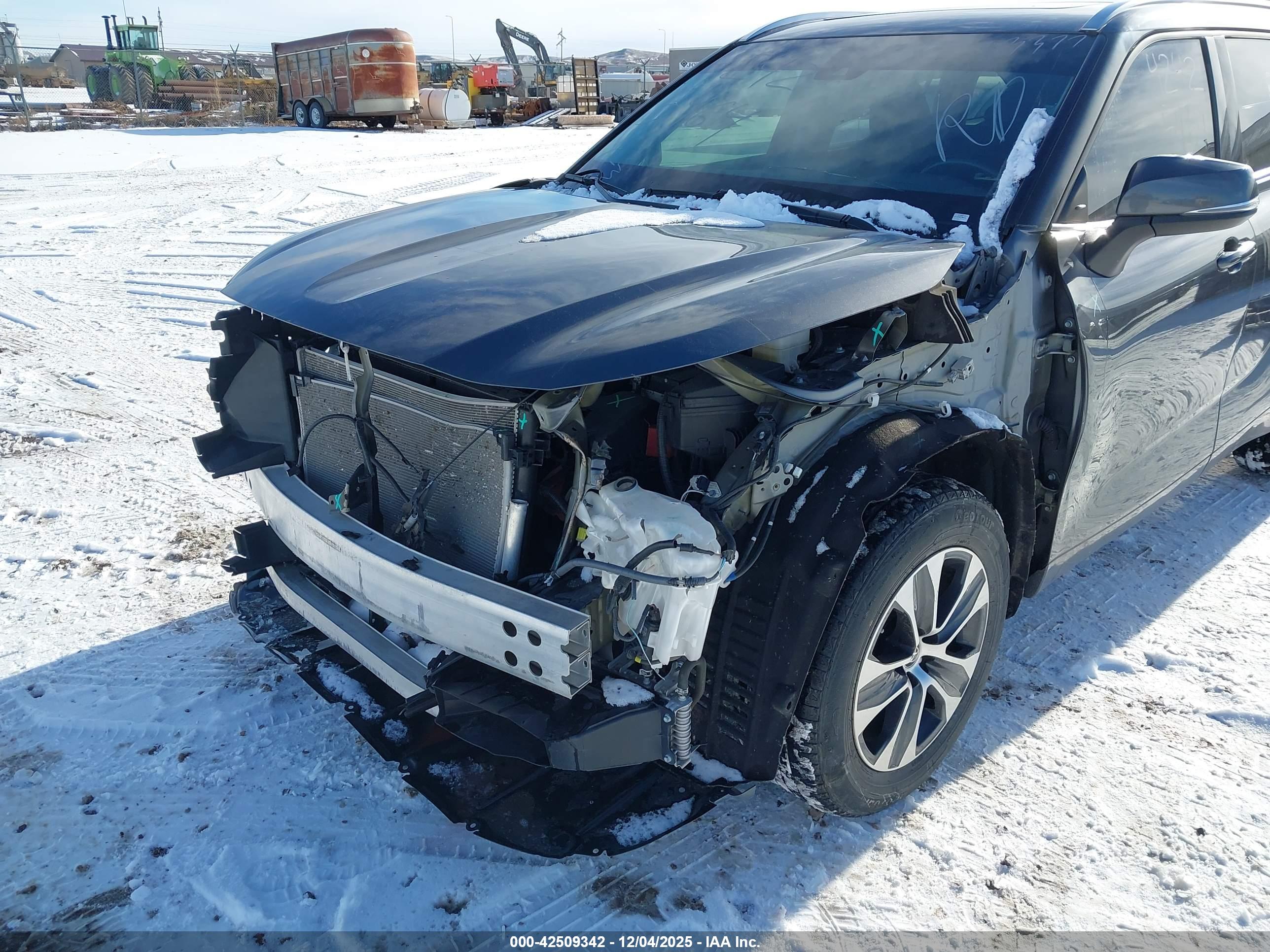 TOYOTA HIGHLANDER image 6