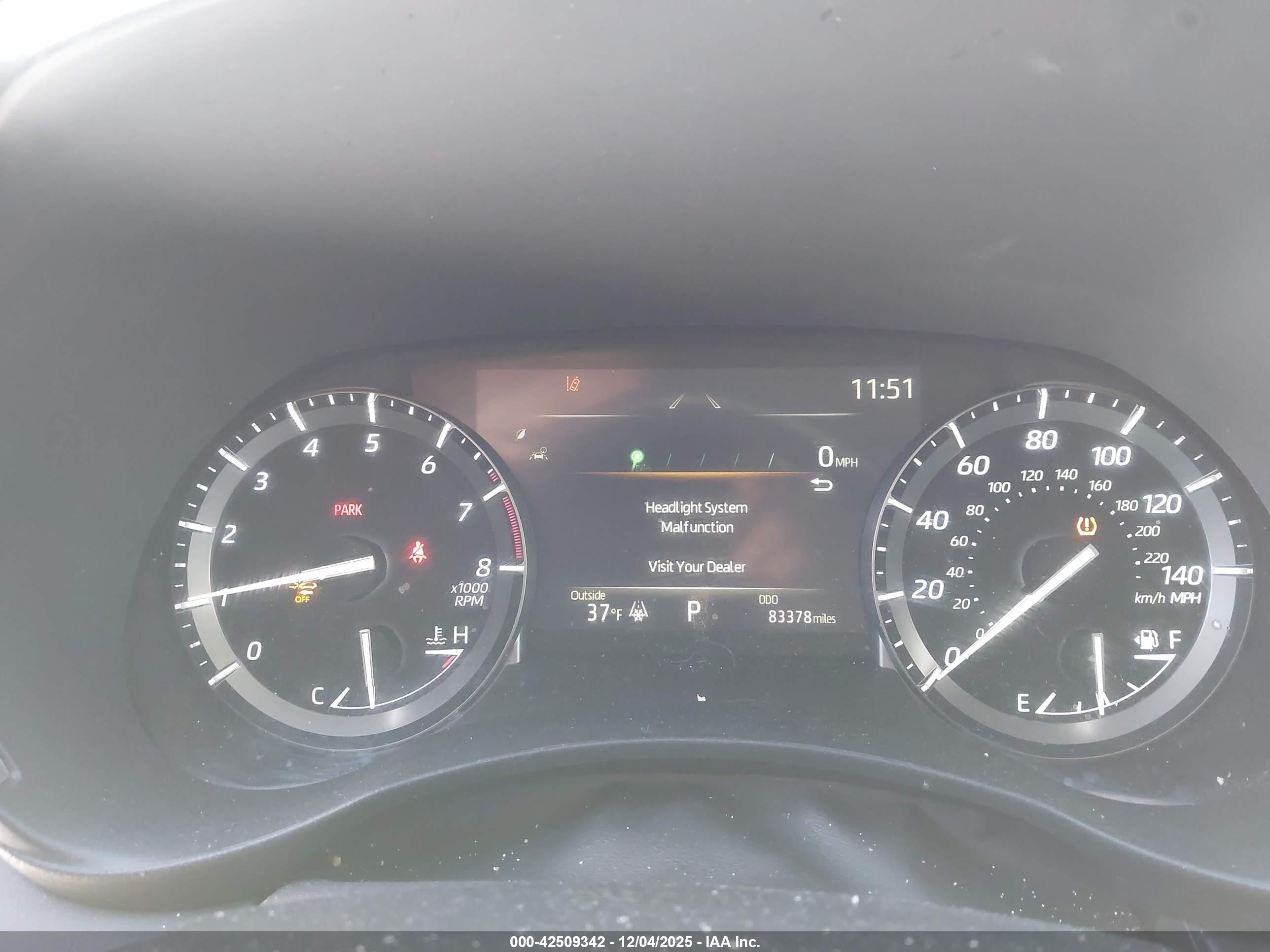 TOYOTA HIGHLANDER image 7