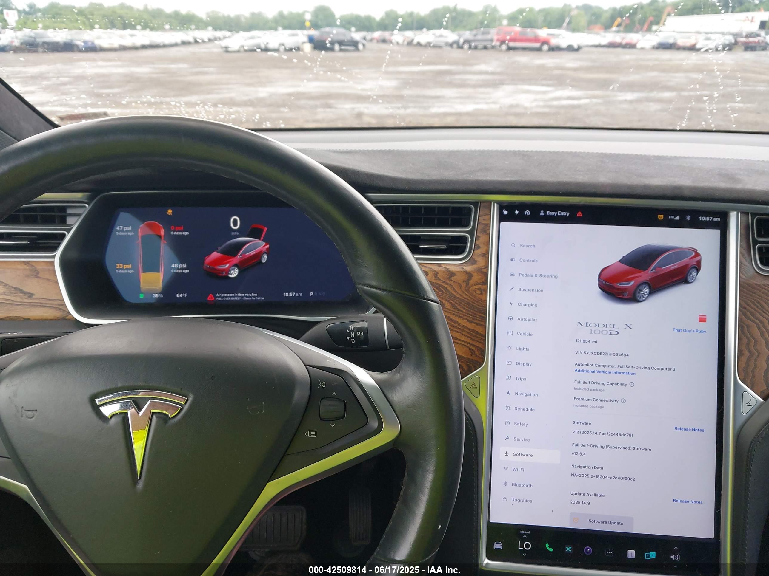 TESLA MODEL image 7