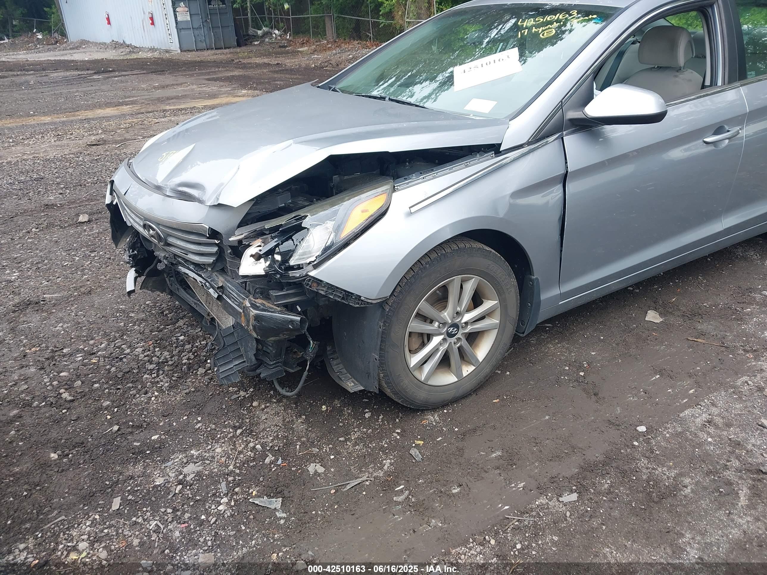 HYUNDAI SONATA image 6