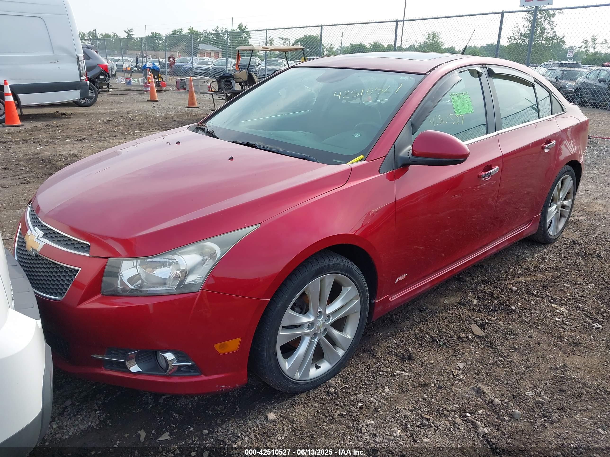 CHEVROLET CRUZE image 2