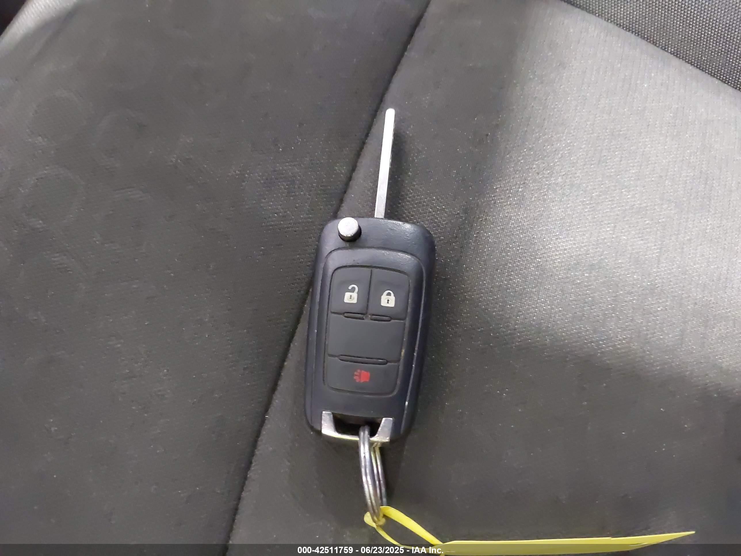 CHEVROLET TRAX image 11