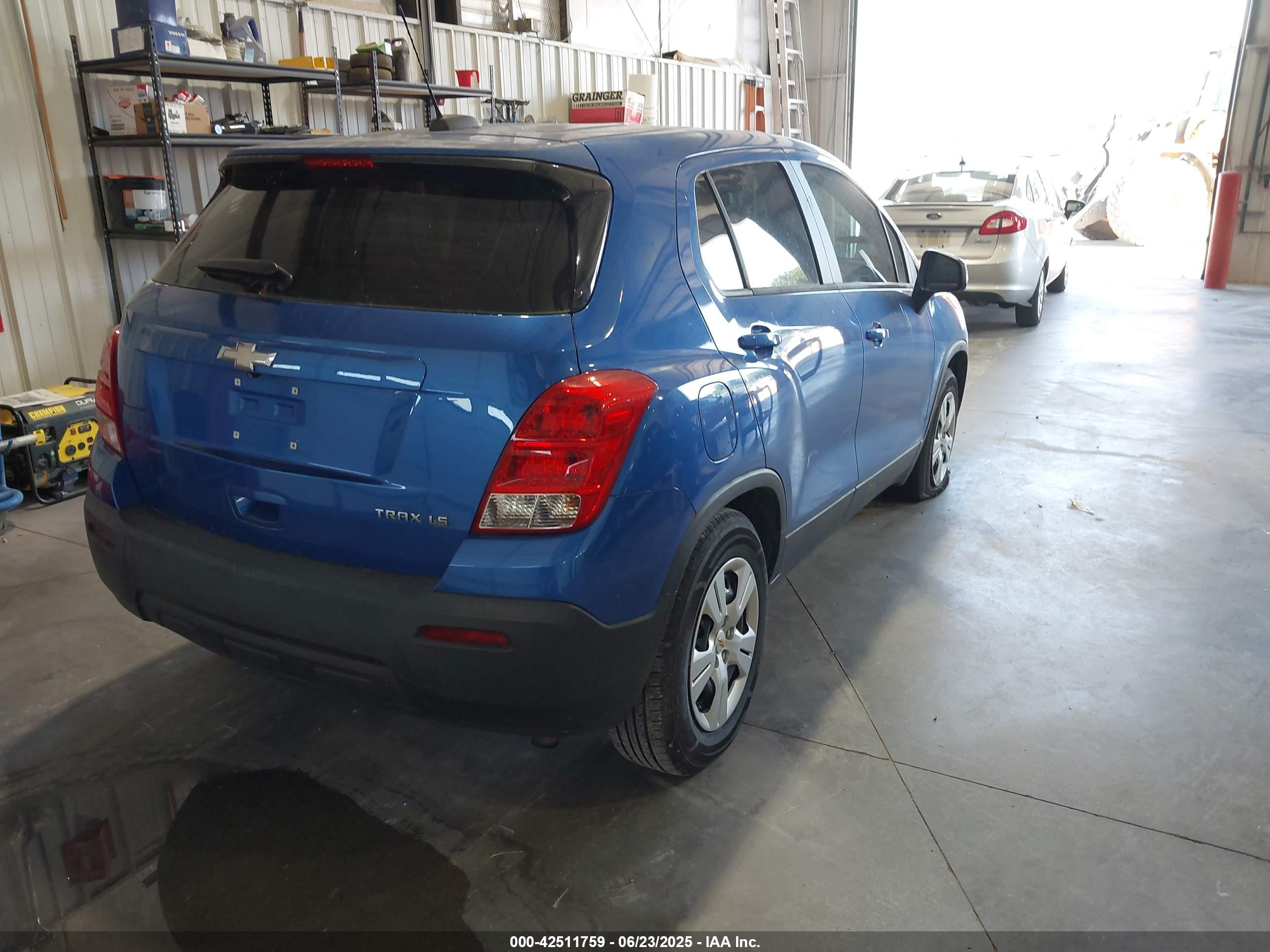 CHEVROLET TRAX image 4