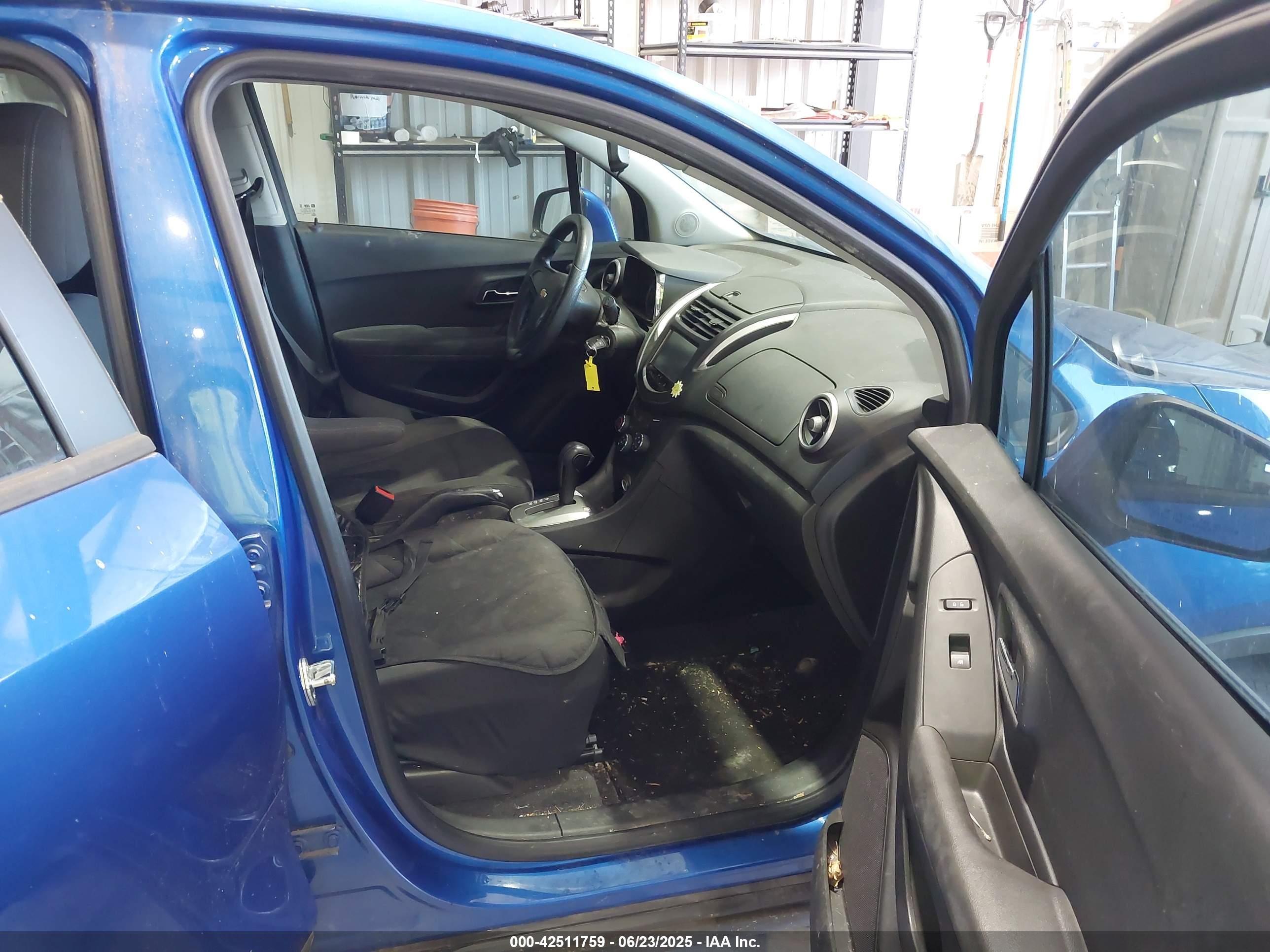 CHEVROLET TRAX image 5