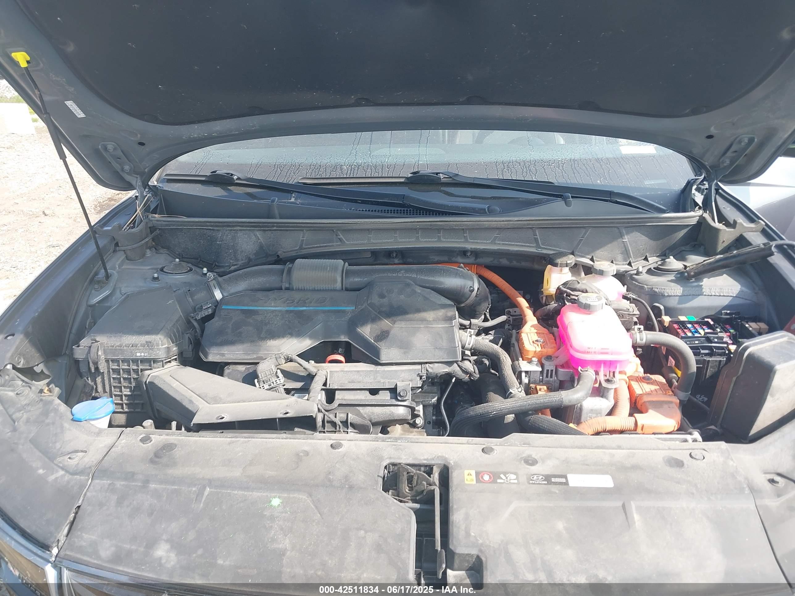 HYUNDAI TUCSON image 10