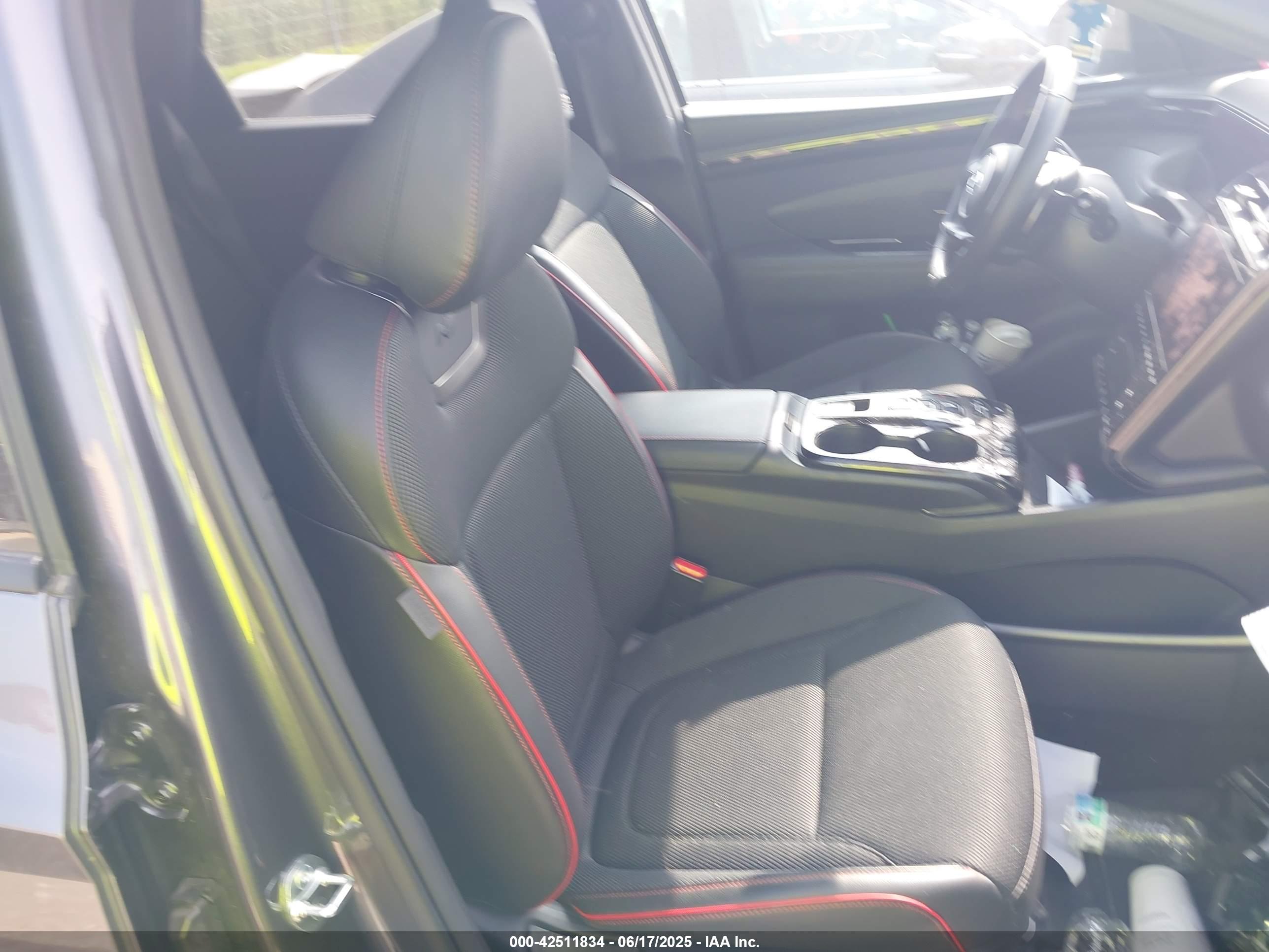 HYUNDAI TUCSON image 5