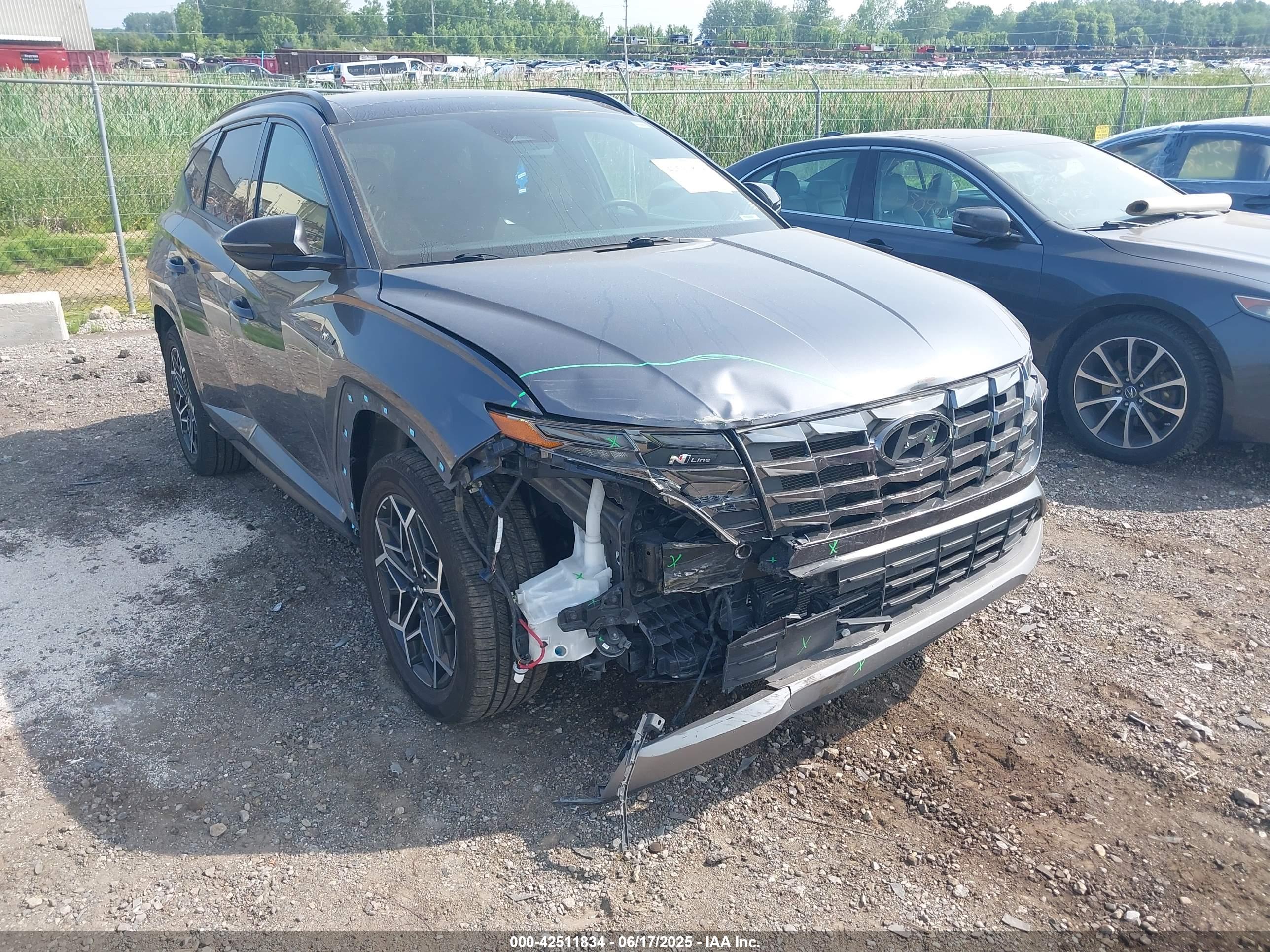 HYUNDAI TUCSON image 6