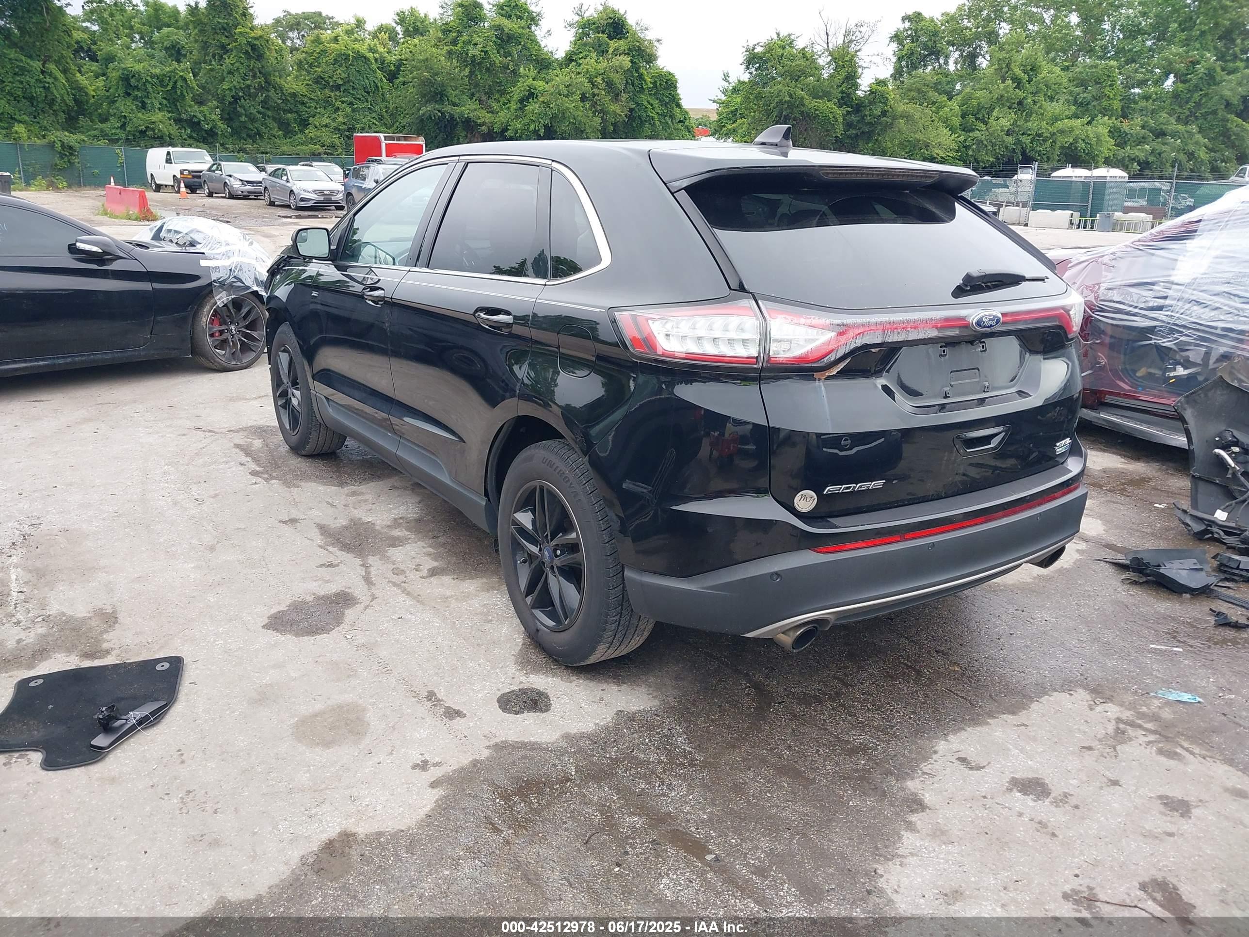 FORD EDGE image 3