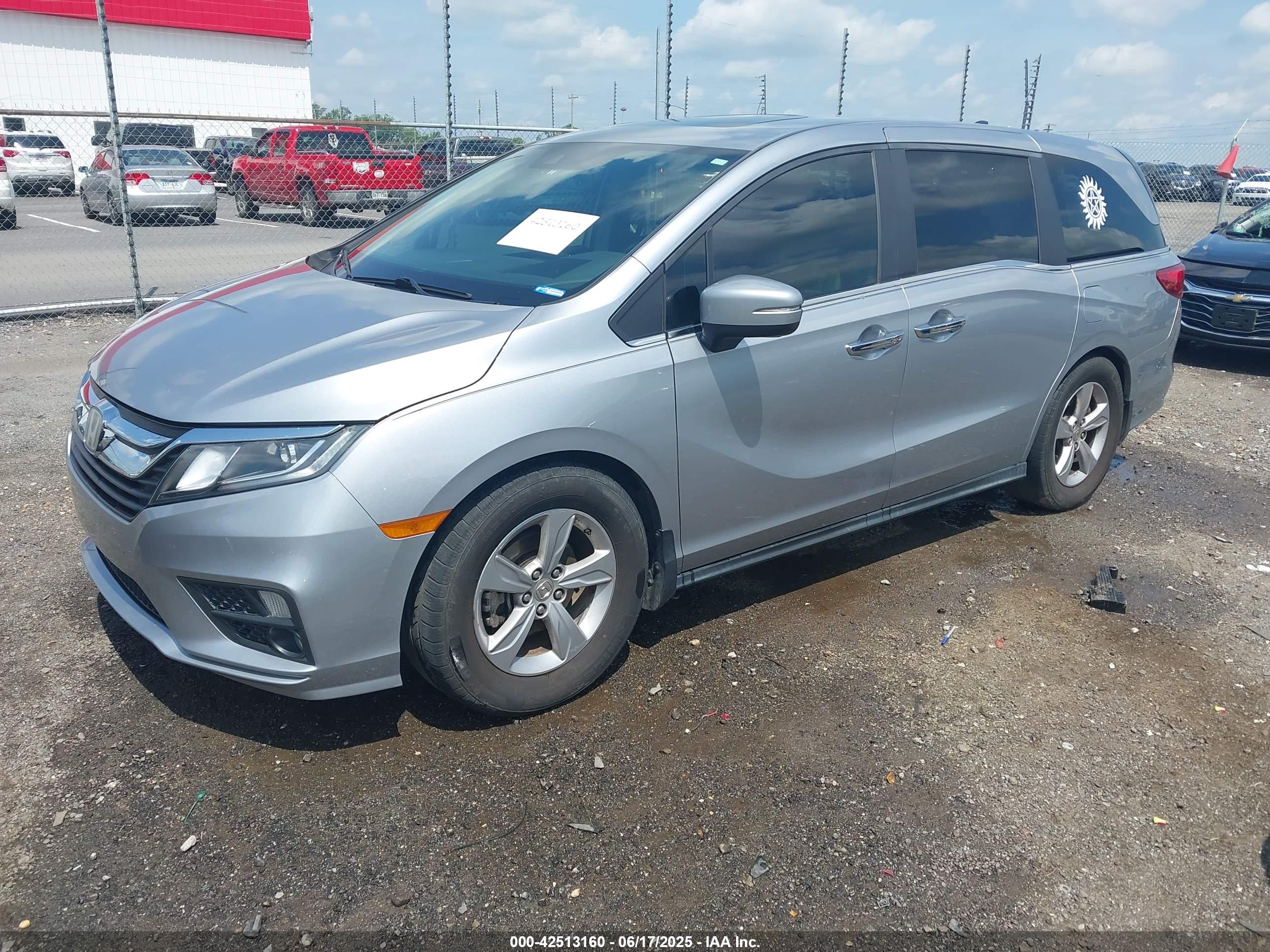 HONDA ODYSSEY image 2