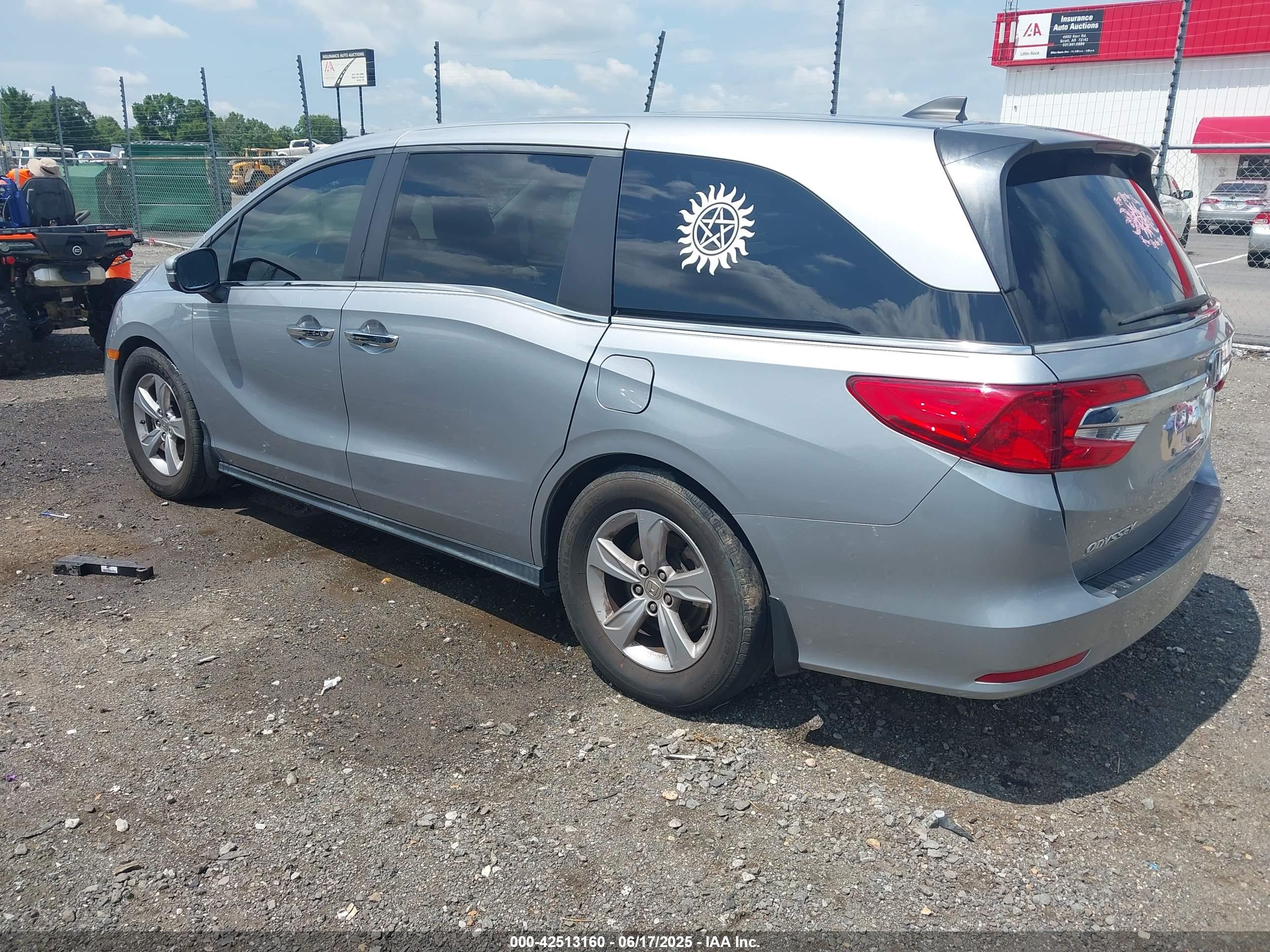 HONDA ODYSSEY image 3