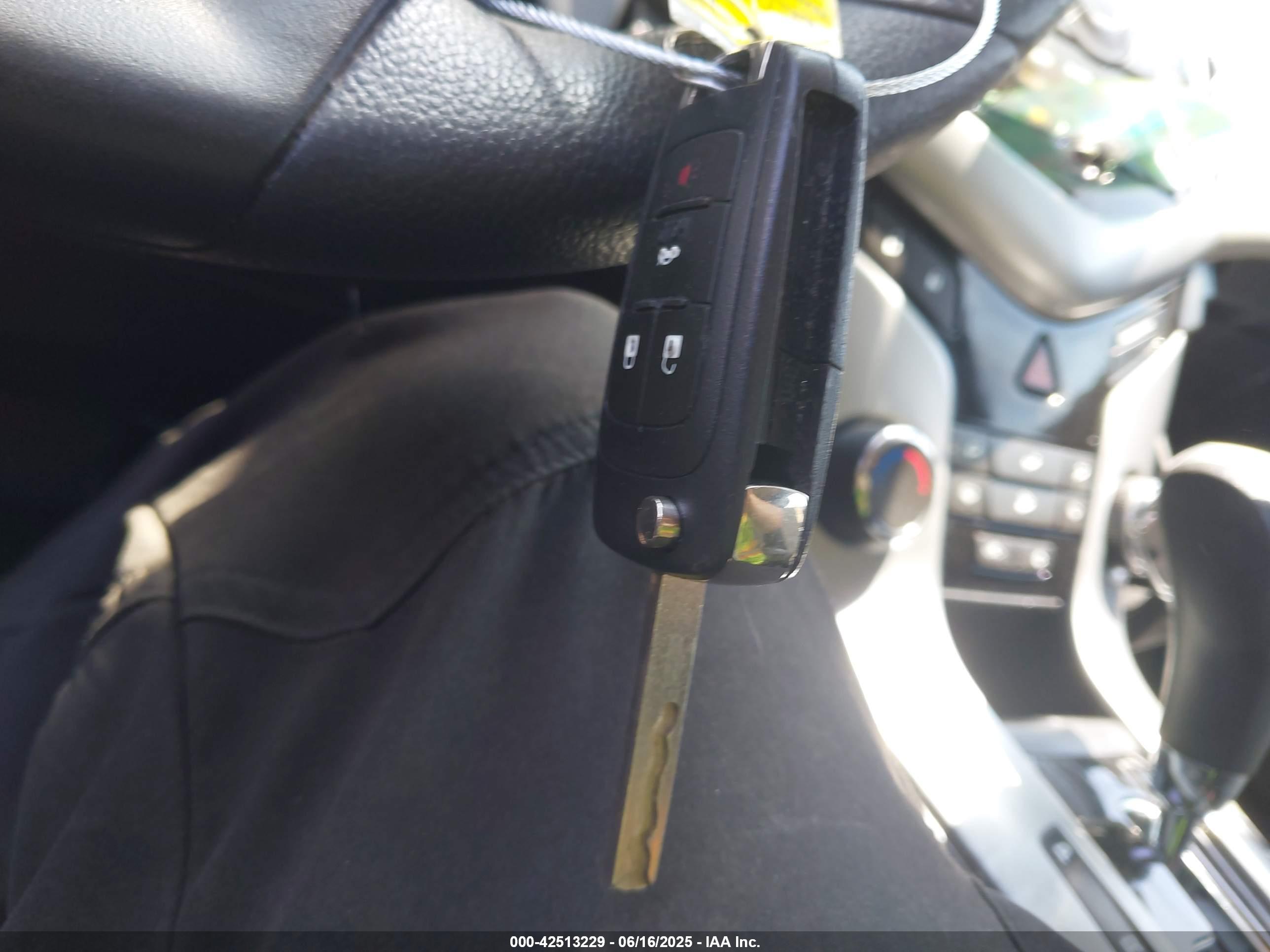 CHEVROLET CRUZE image 11