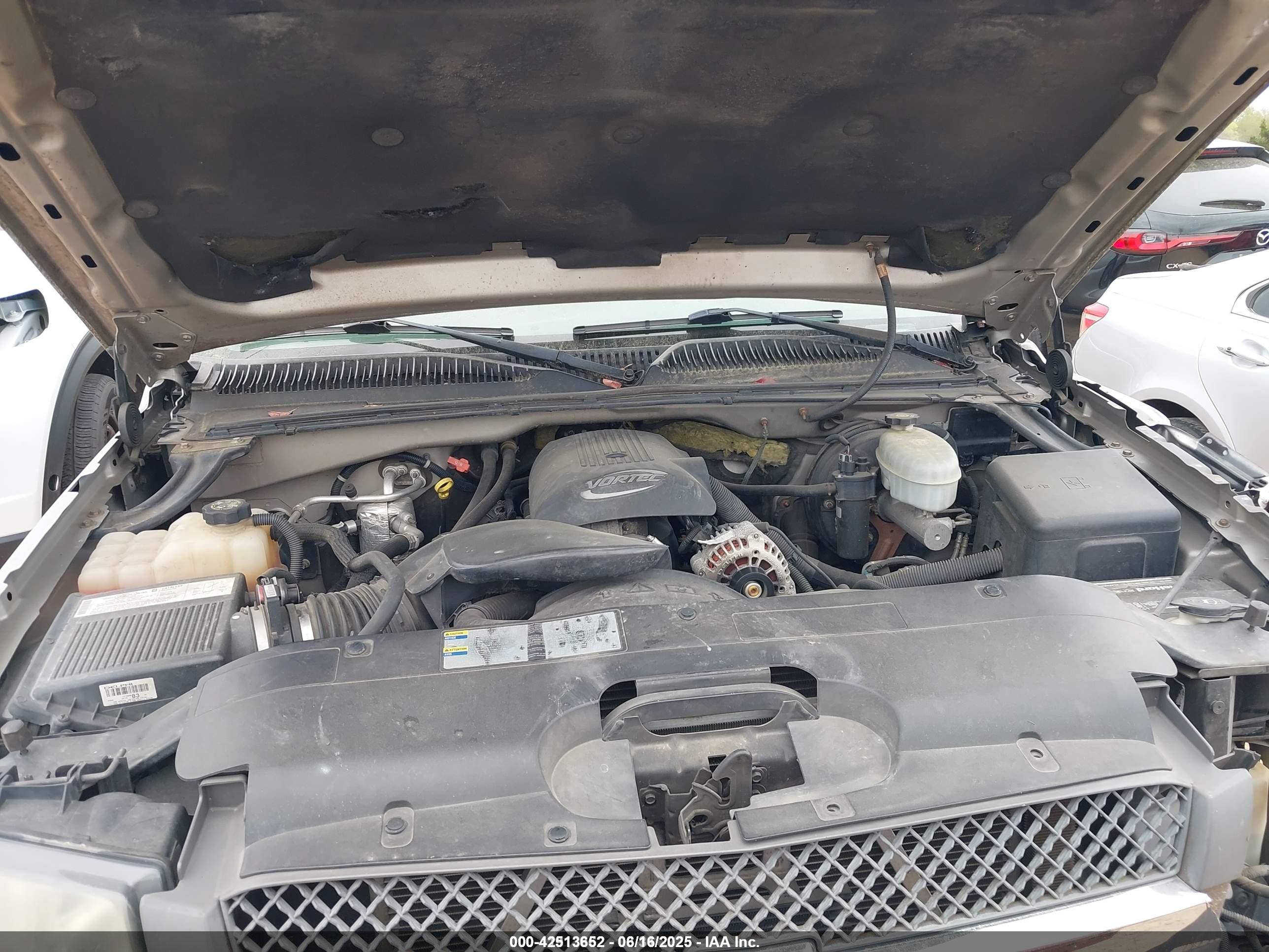 CHEVROLET SILVERADO image 10