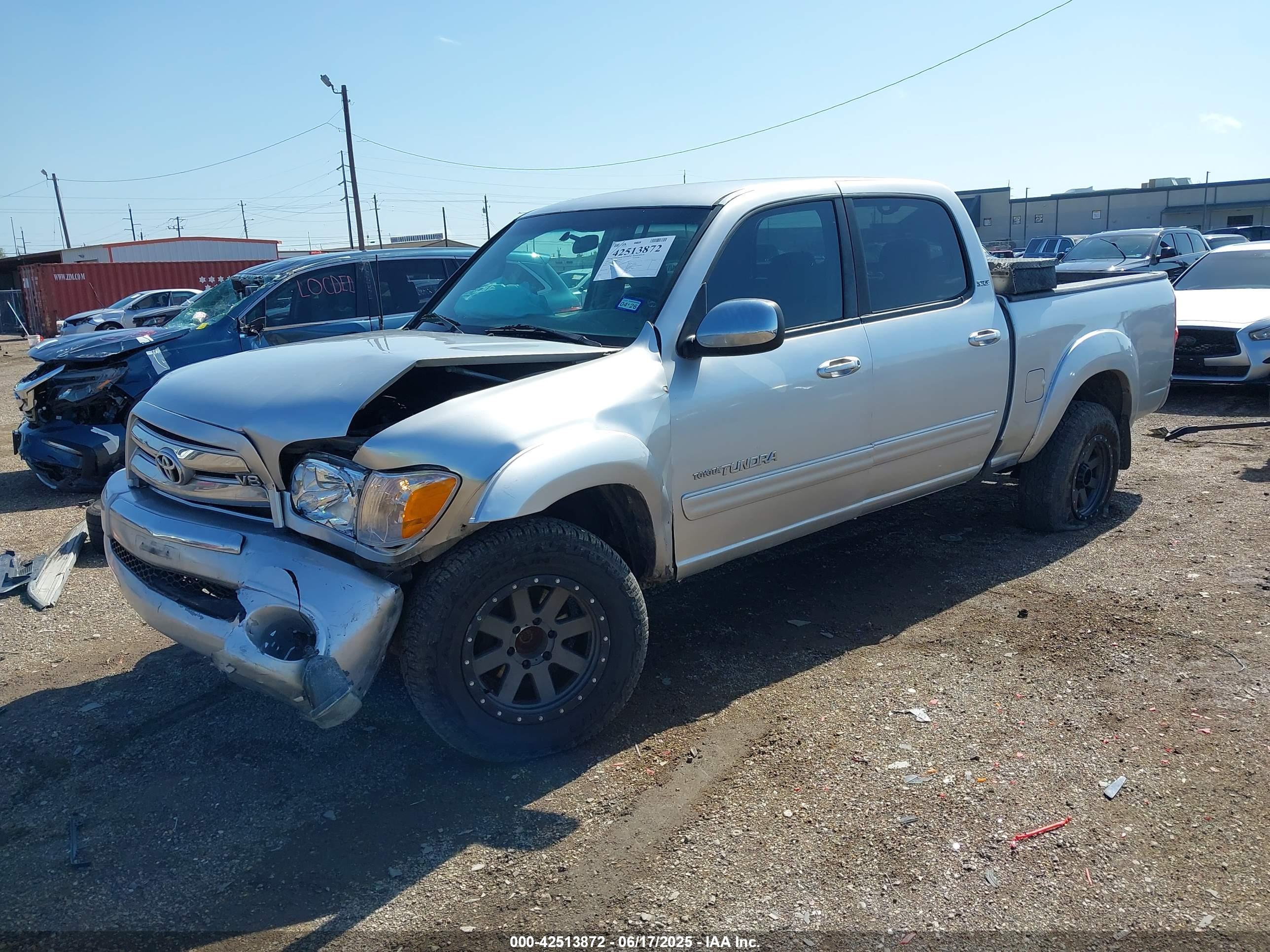 TOYOTA TUNDRA image 2