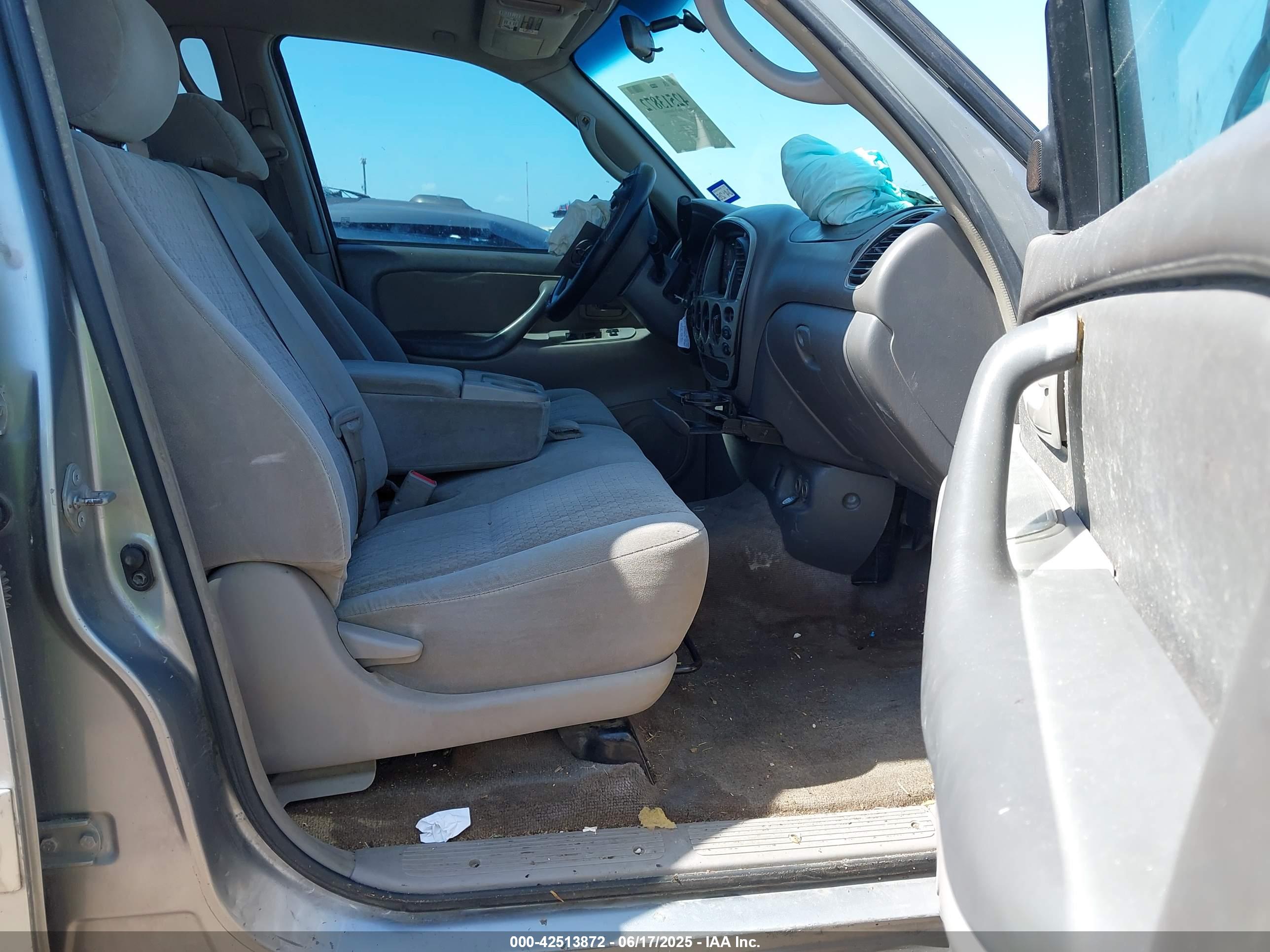 TOYOTA TUNDRA image 5
