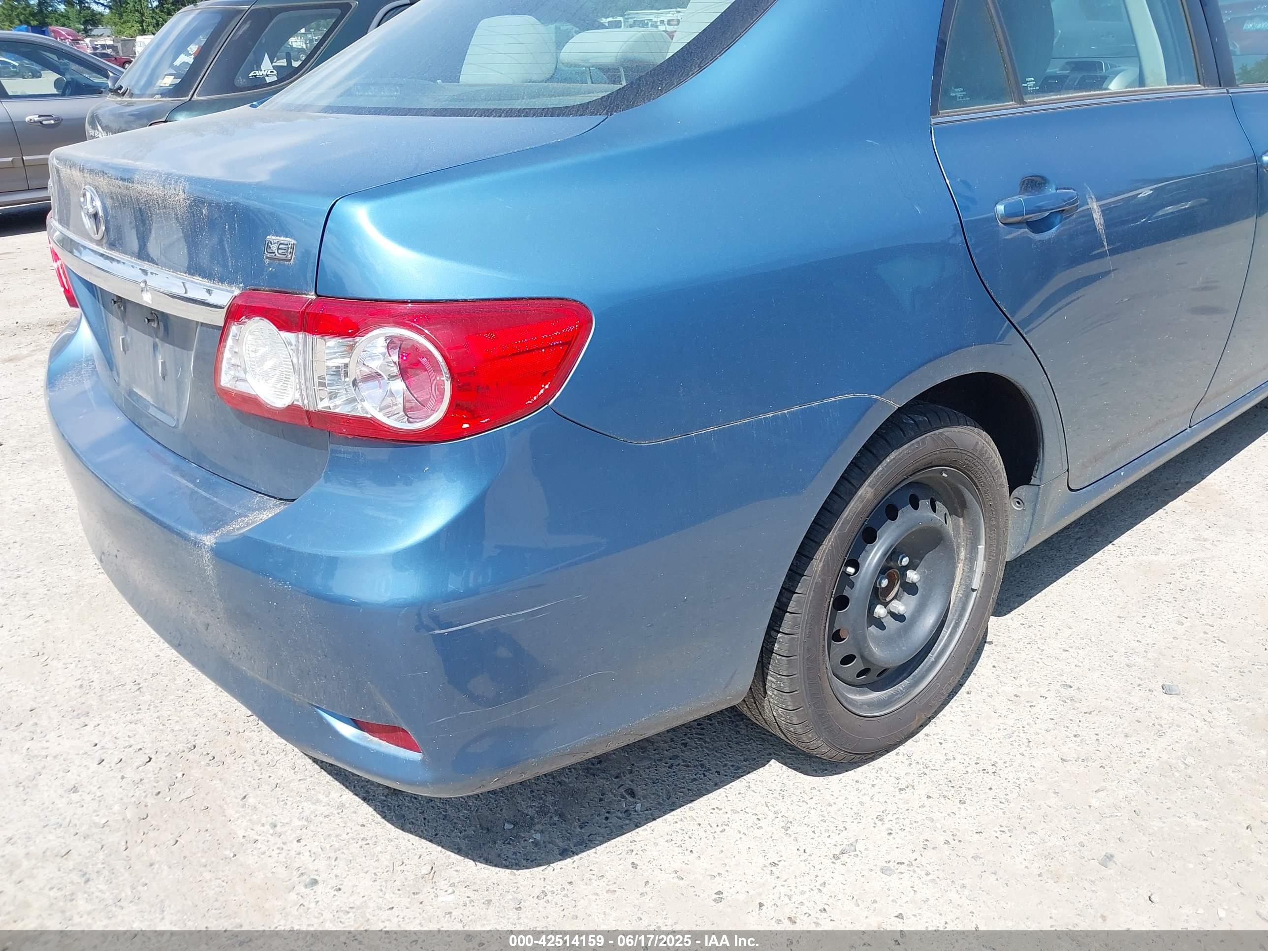 TOYOTA COROLLA image 6