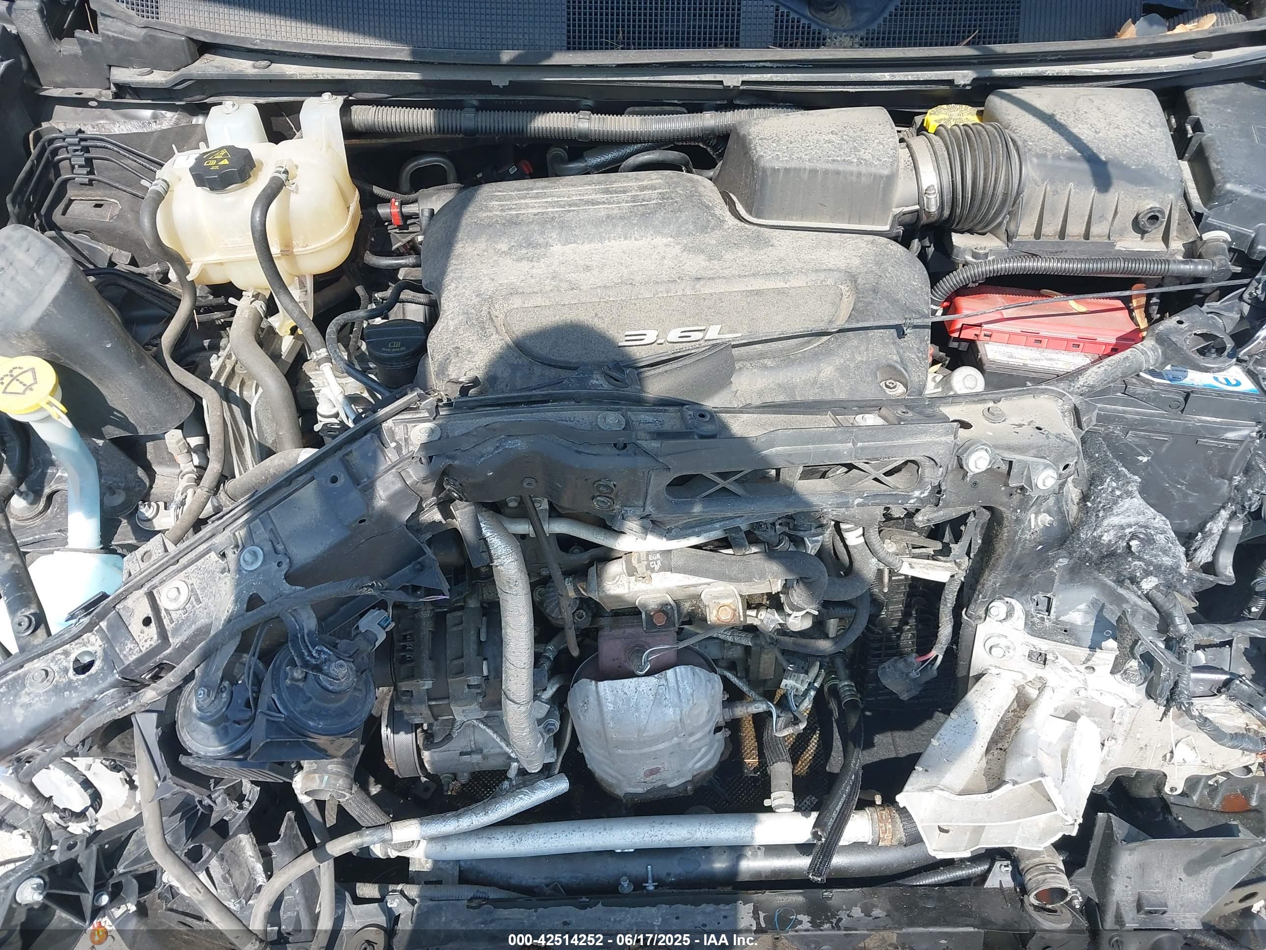 CHRYSLER PACIFICA image 10