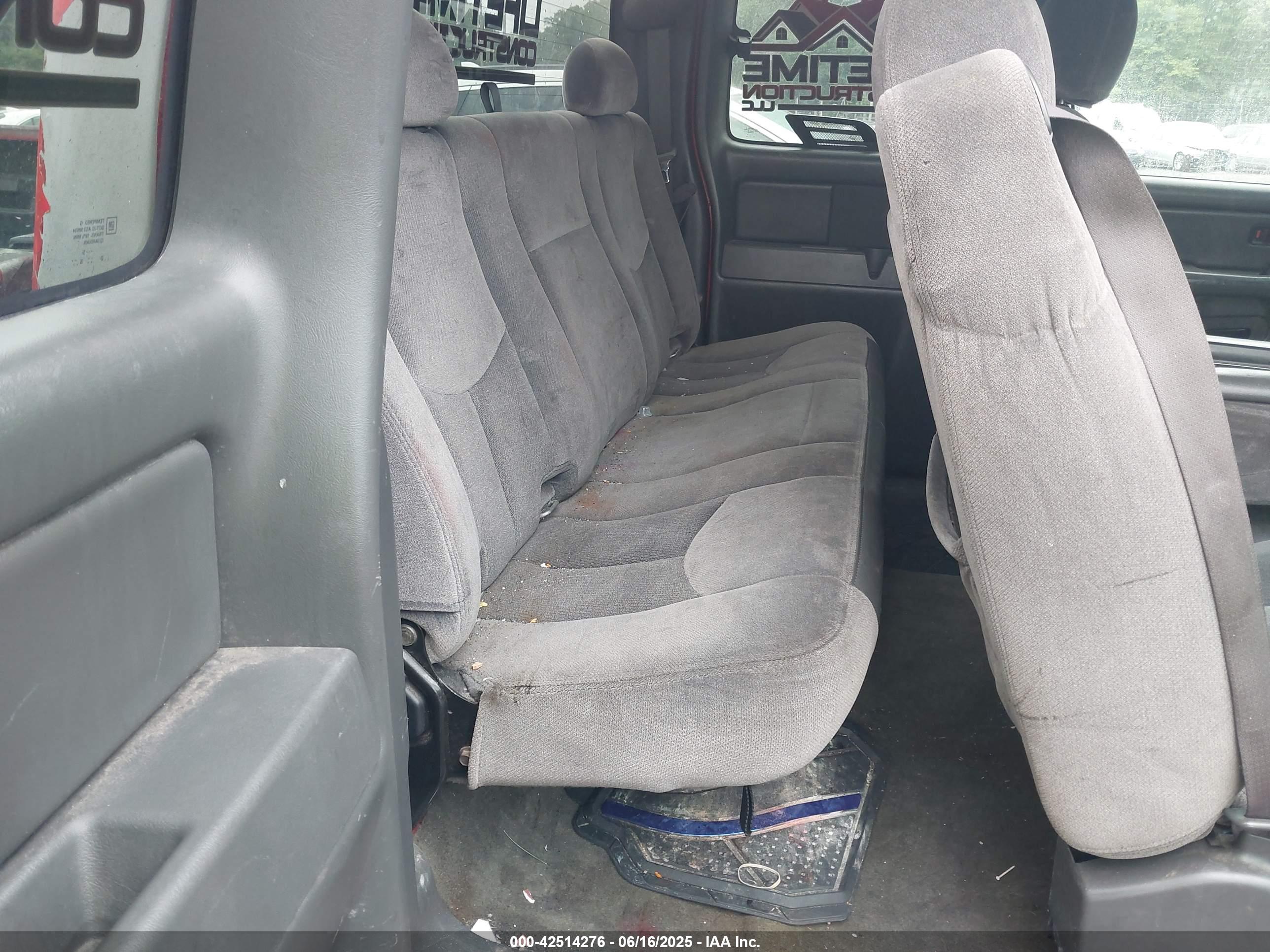 GMC SIERRA image 8