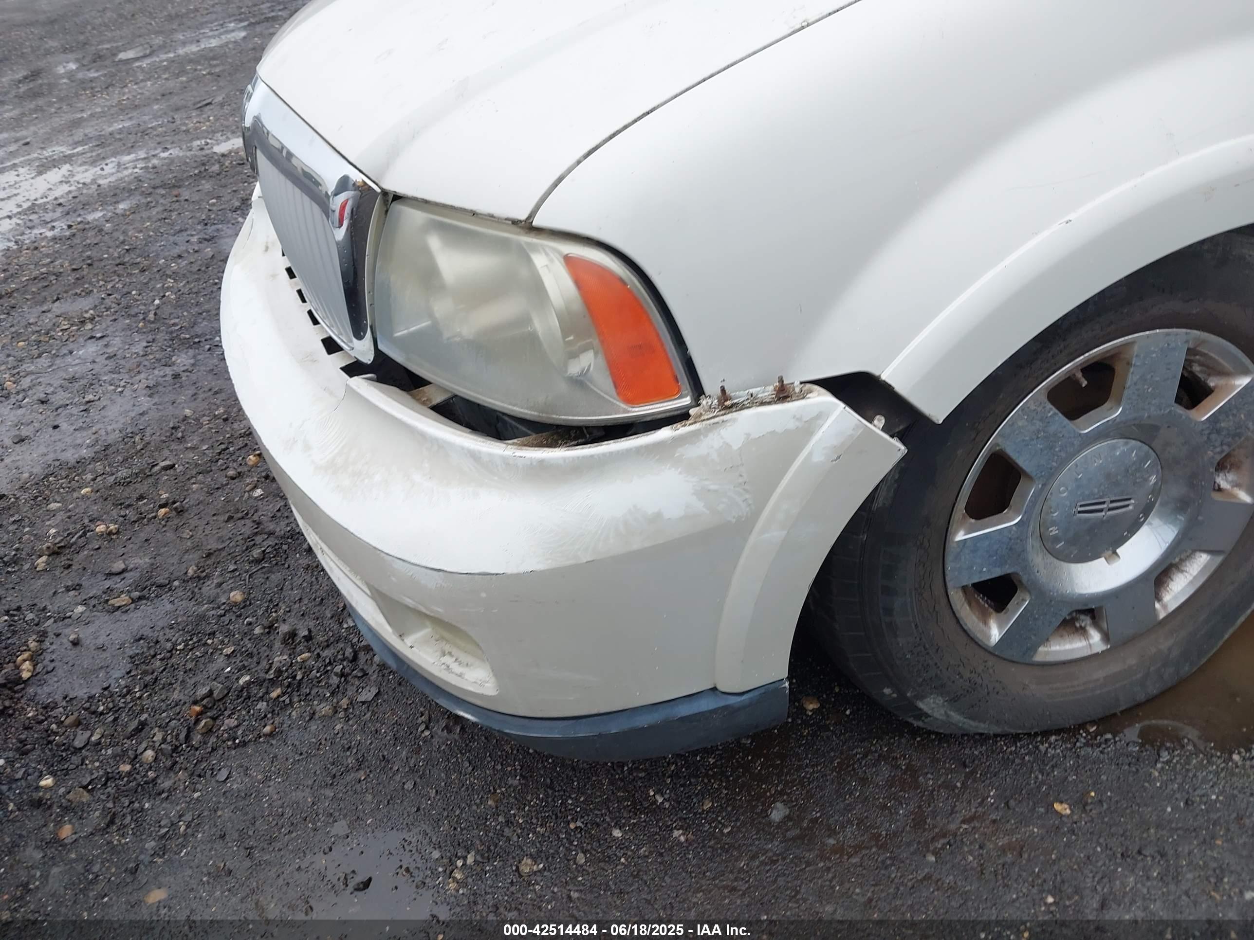 LINCOLN NAVIGATOR image 6