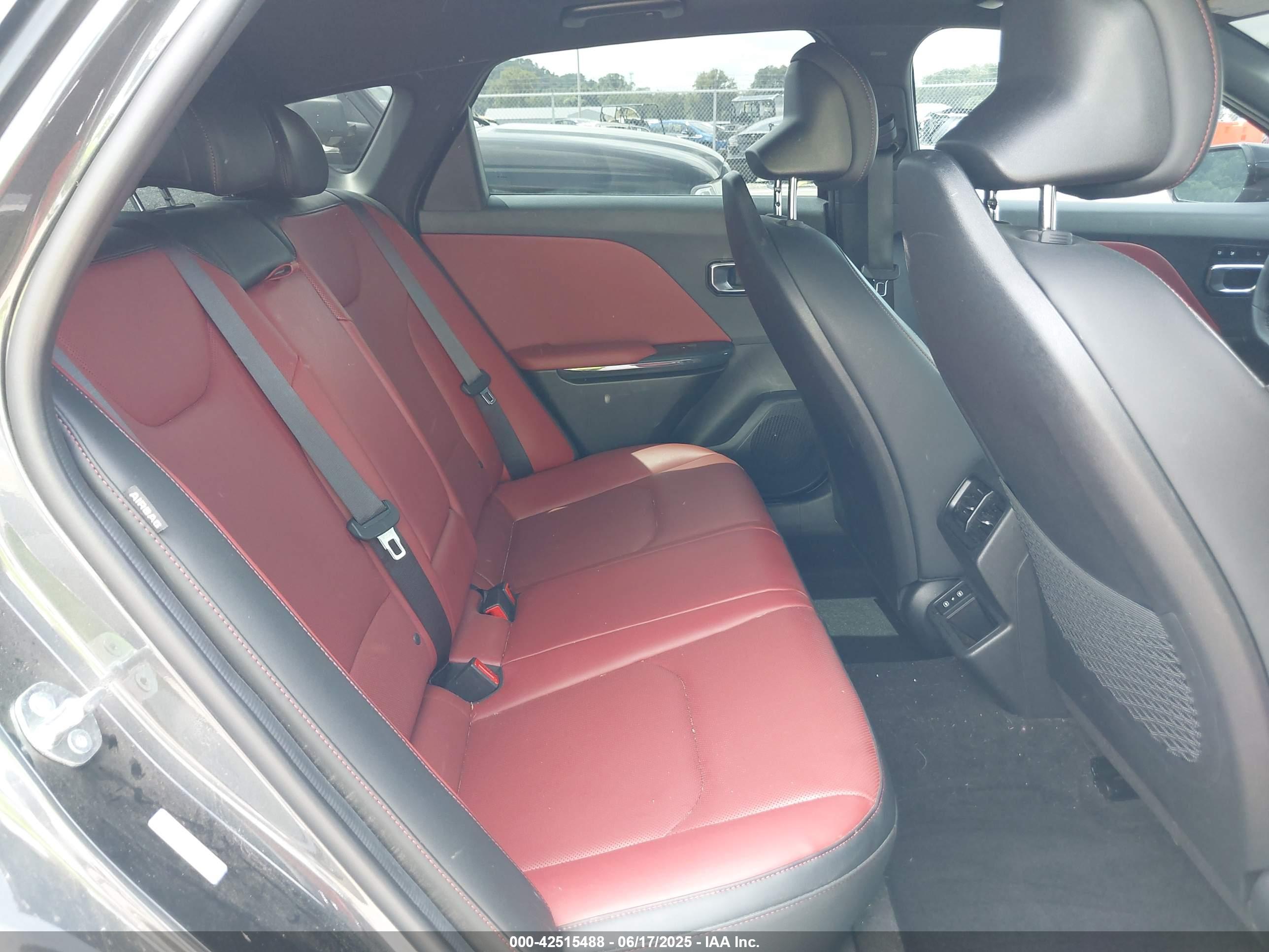 KIA K4 image 8