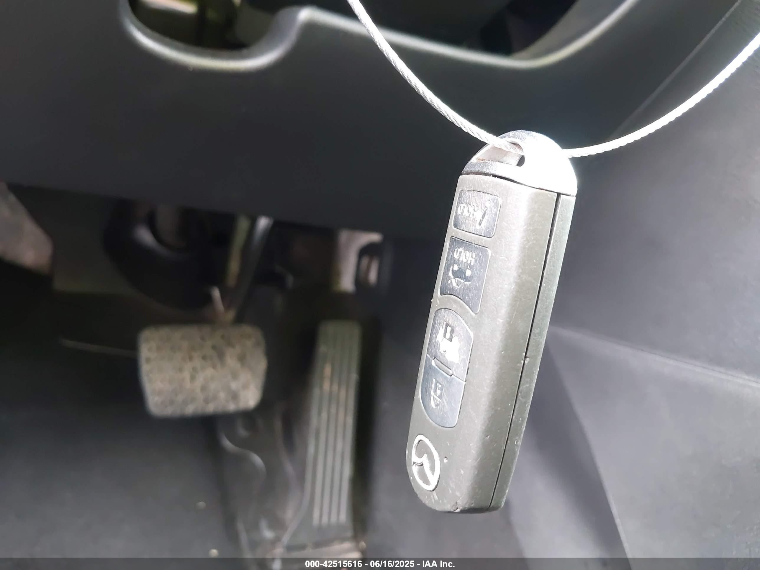 MAZDA MAZDA6 image 11
