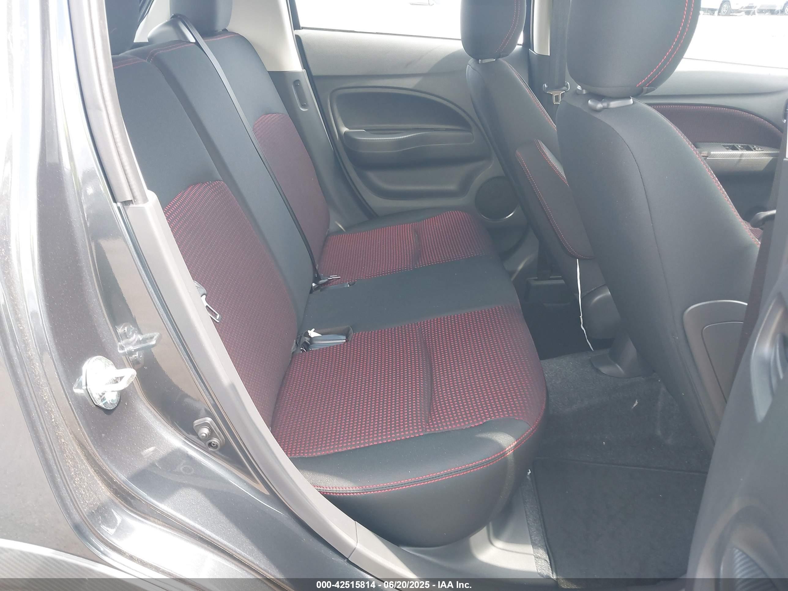 MITSUBISHI MIRAGE image 8