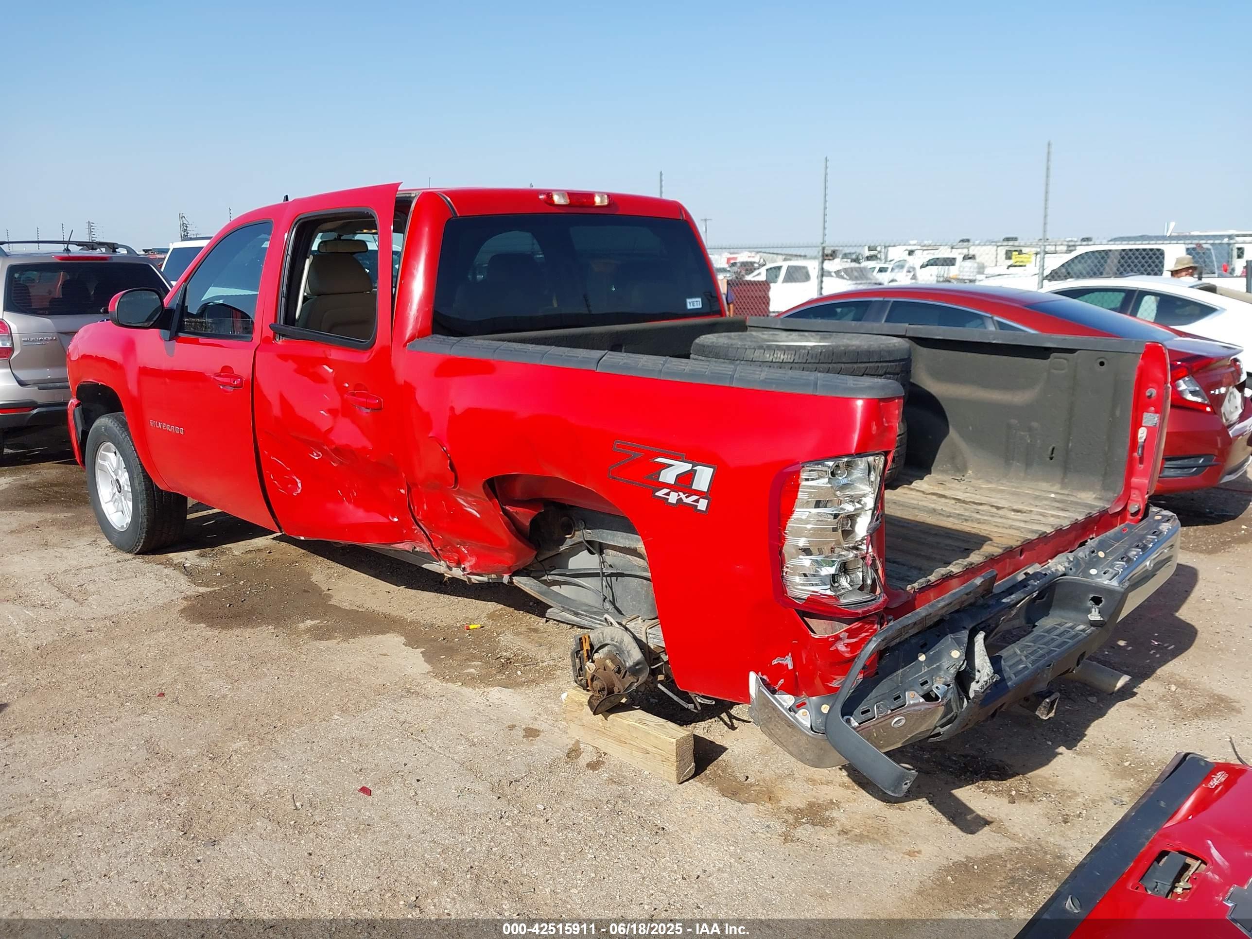 CHEVROLET SILVERADO image 3