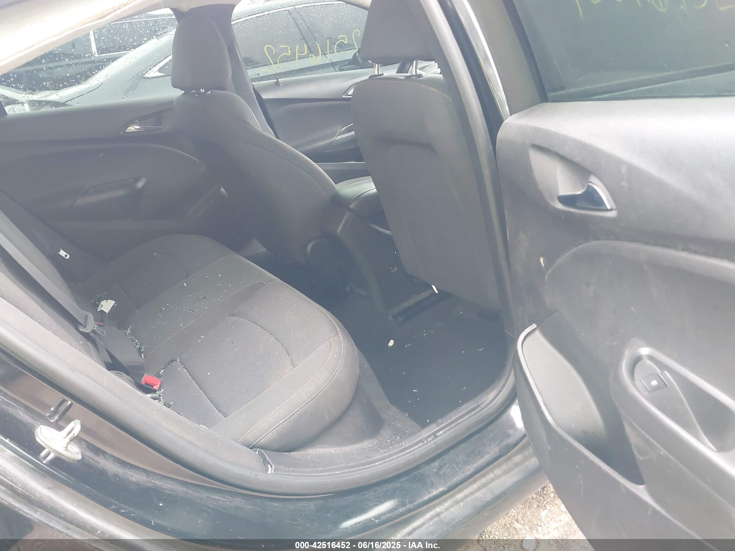 CHEVROLET CRUZE image 8