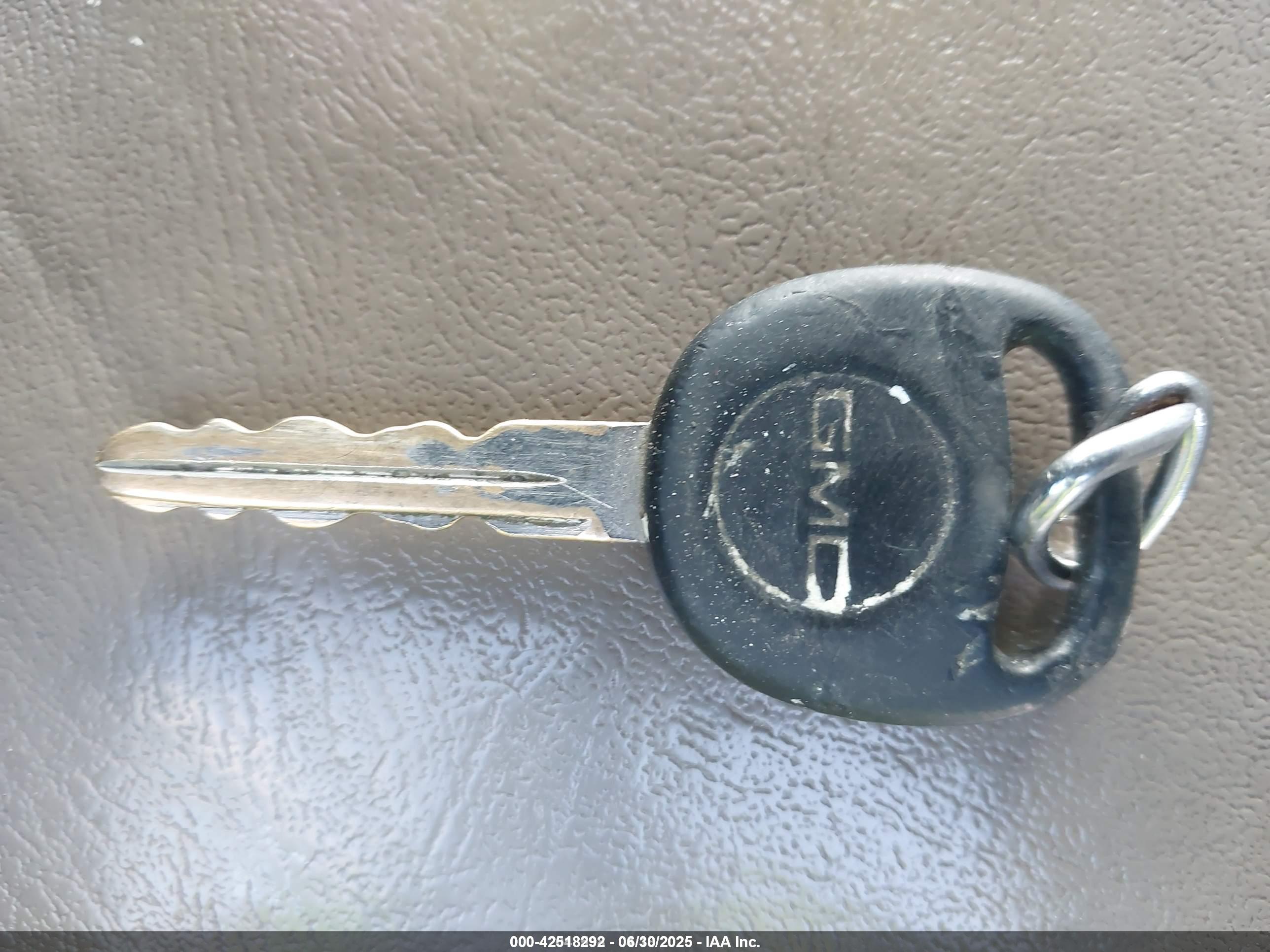 GMC SAVANA image 11