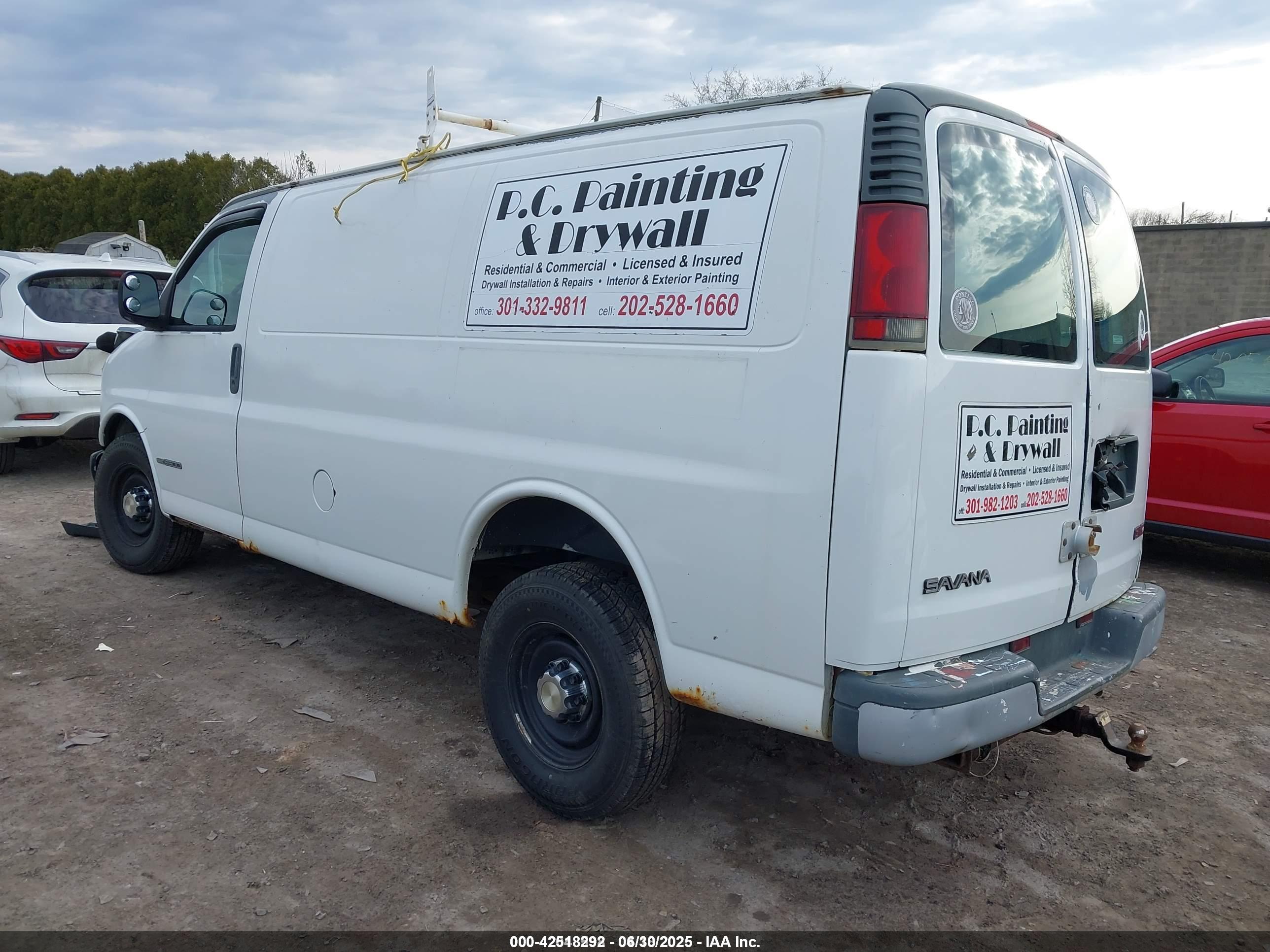 GMC SAVANA image 3