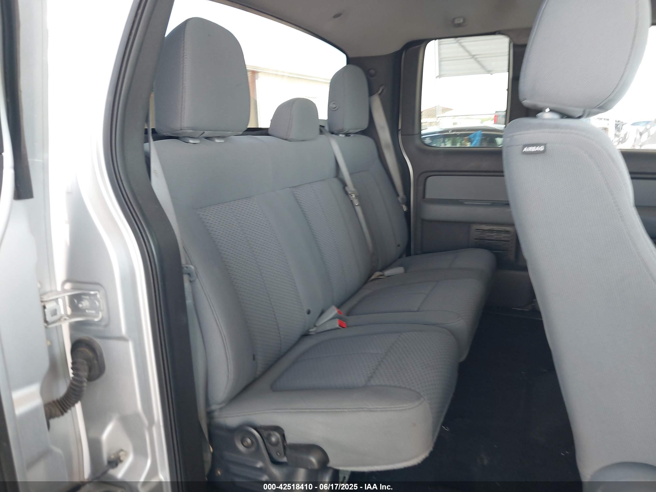 FORD F-150 image 8