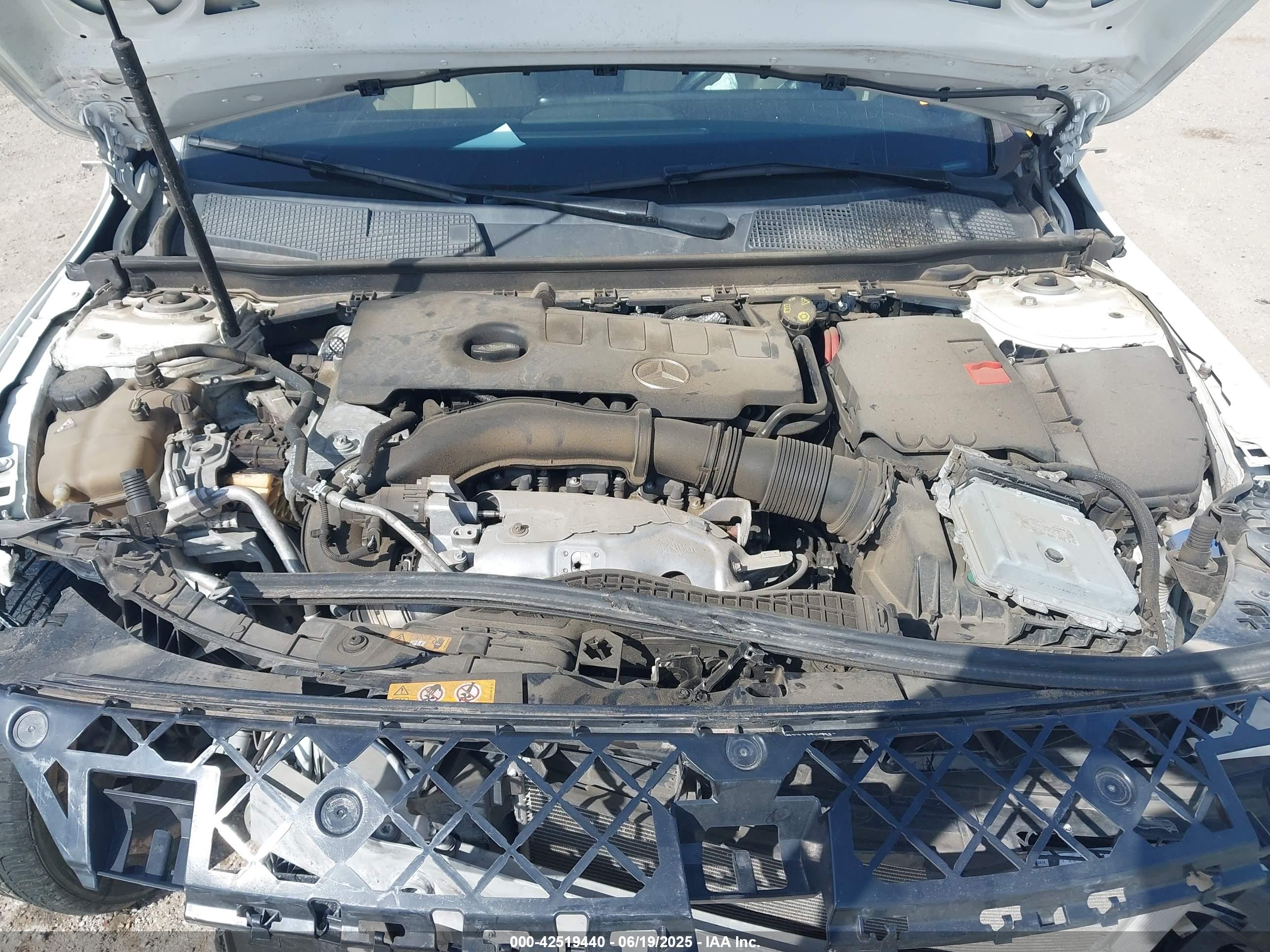 MERCEDES-BENZ A image 10